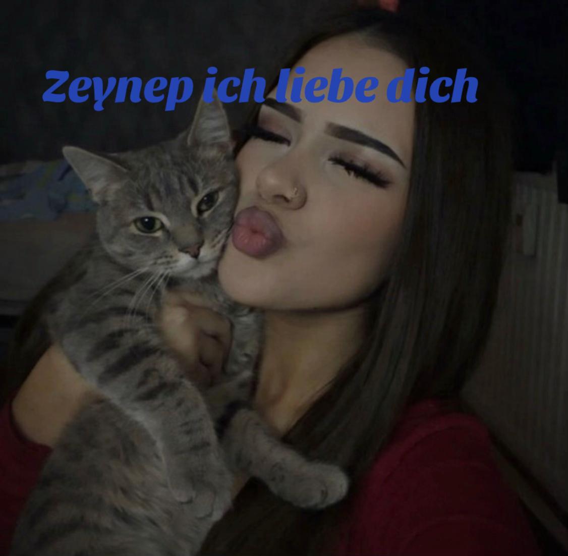 @Elisa
