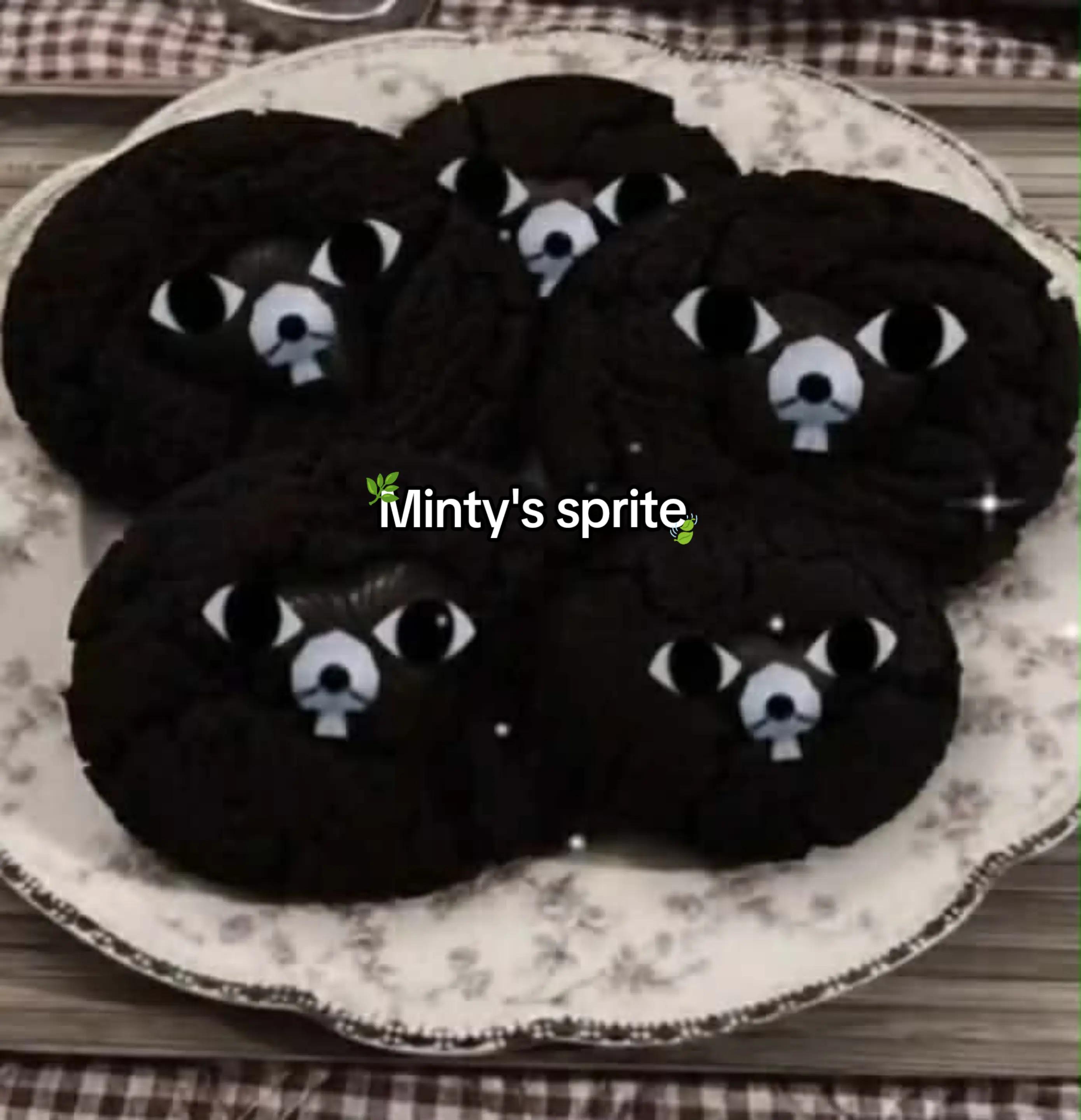 @โฉ แด๐ฌสแดแดแดแดแดส-๐๐๐๐๐๐ฉถ๐บ