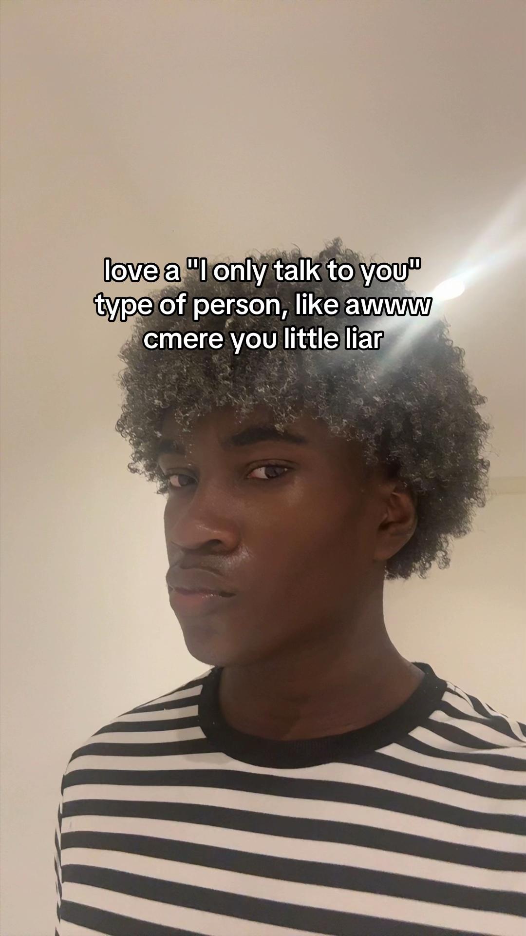 @⃟