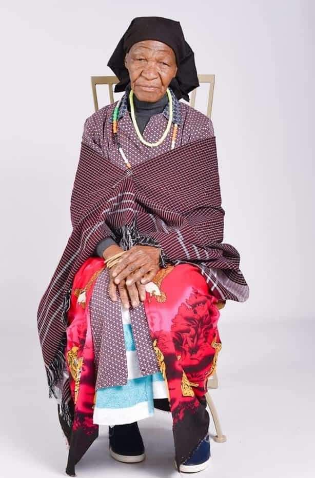 @Tebogo SeemakamaOto