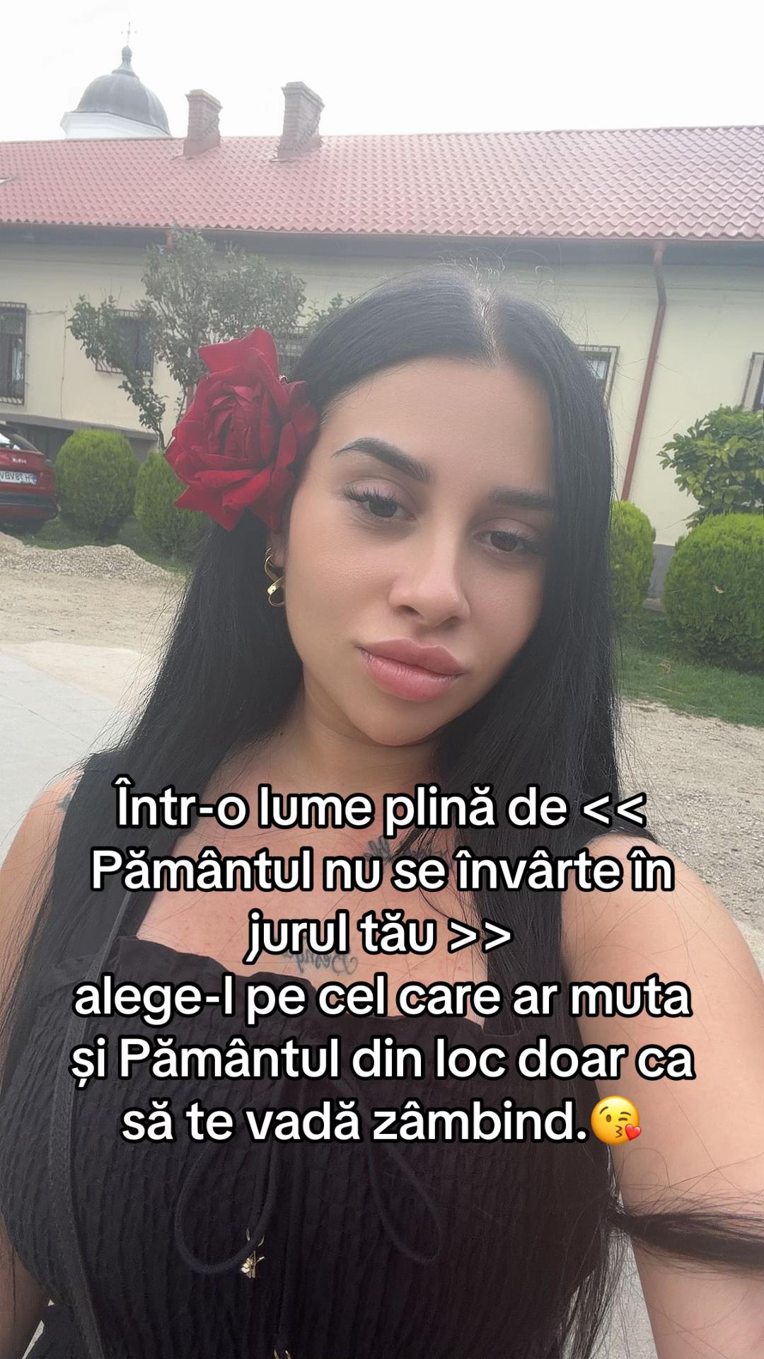 @Mikaela🐍