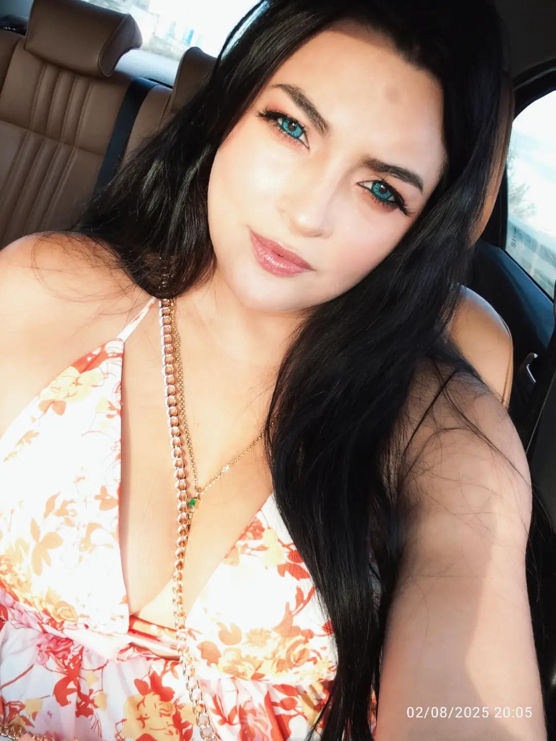 @LatinaEspañaJulianaOcampo👑