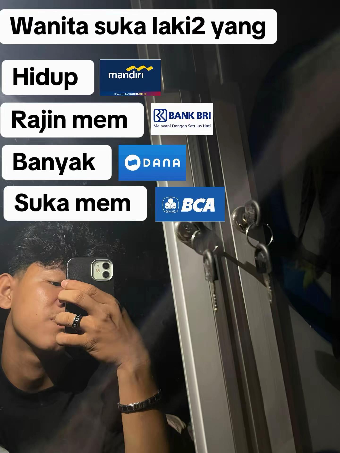 @🦅