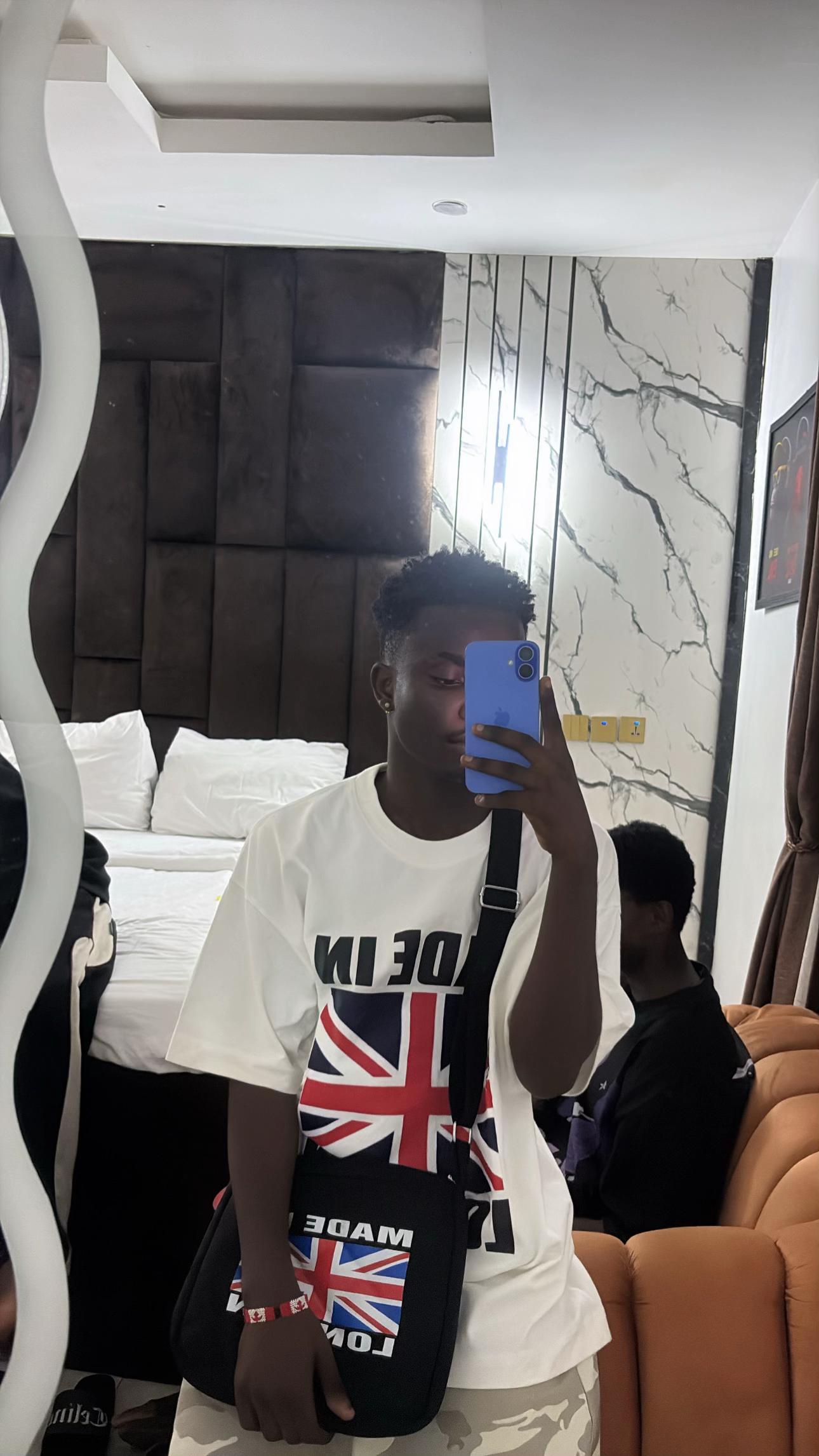 @𝑀𝑈𝑁𝐴 𝕏🌴😡