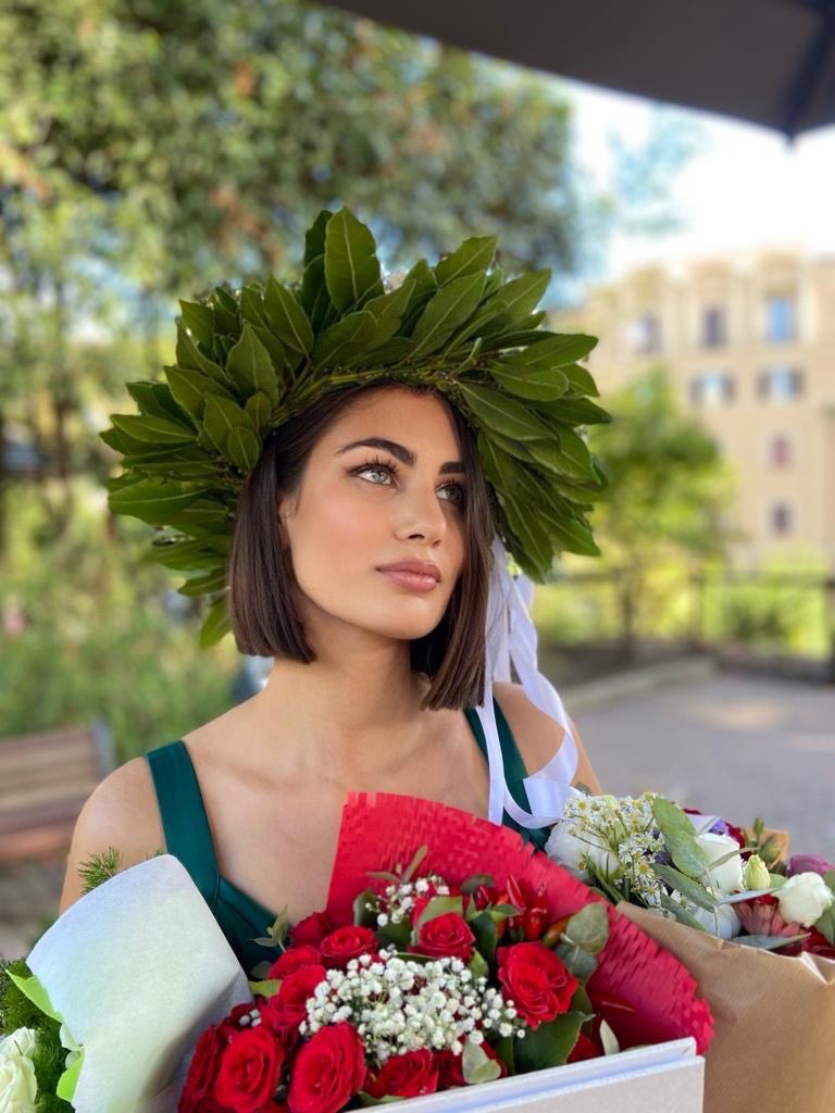 @desireeportello