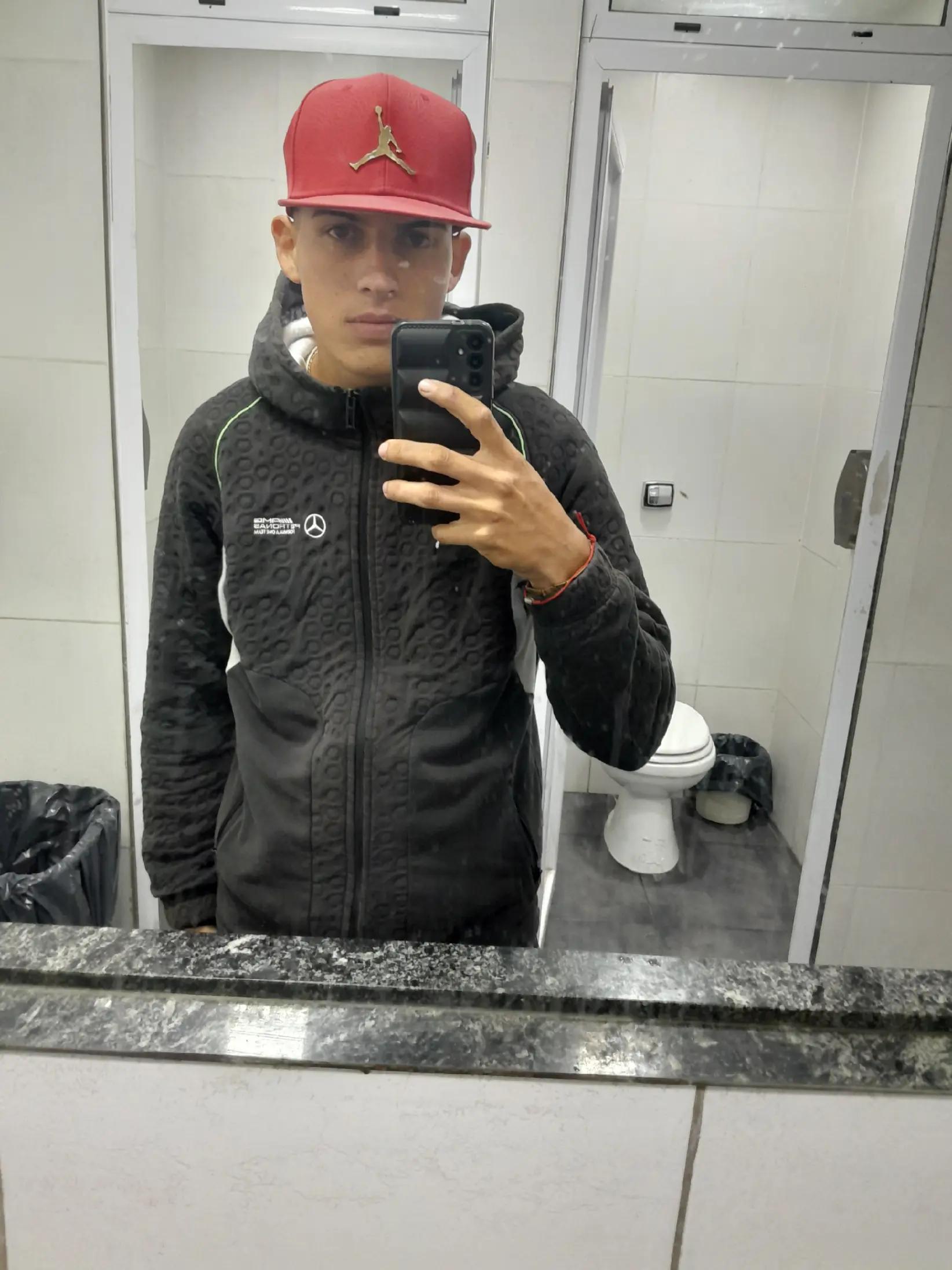 @jajsjanv