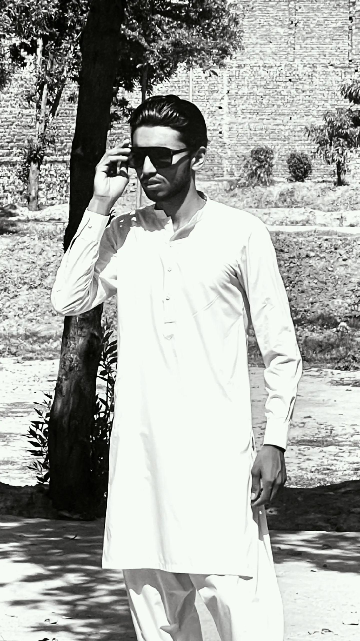 @ولید گورائیہ🐊