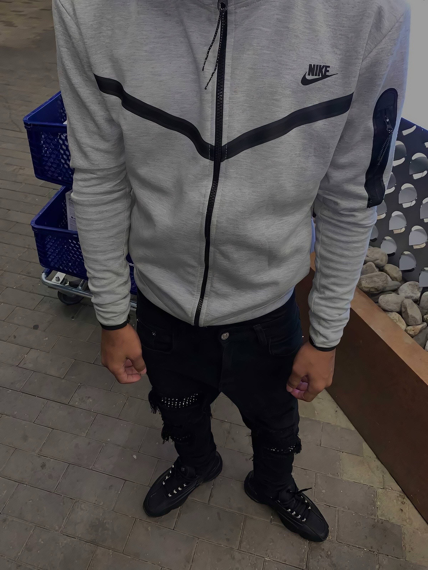 @Sxntixgo