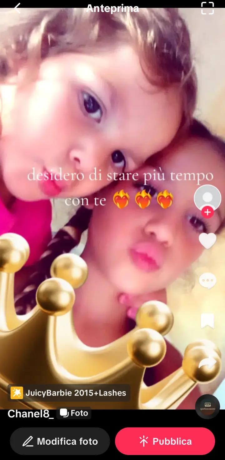 @Chanel8_