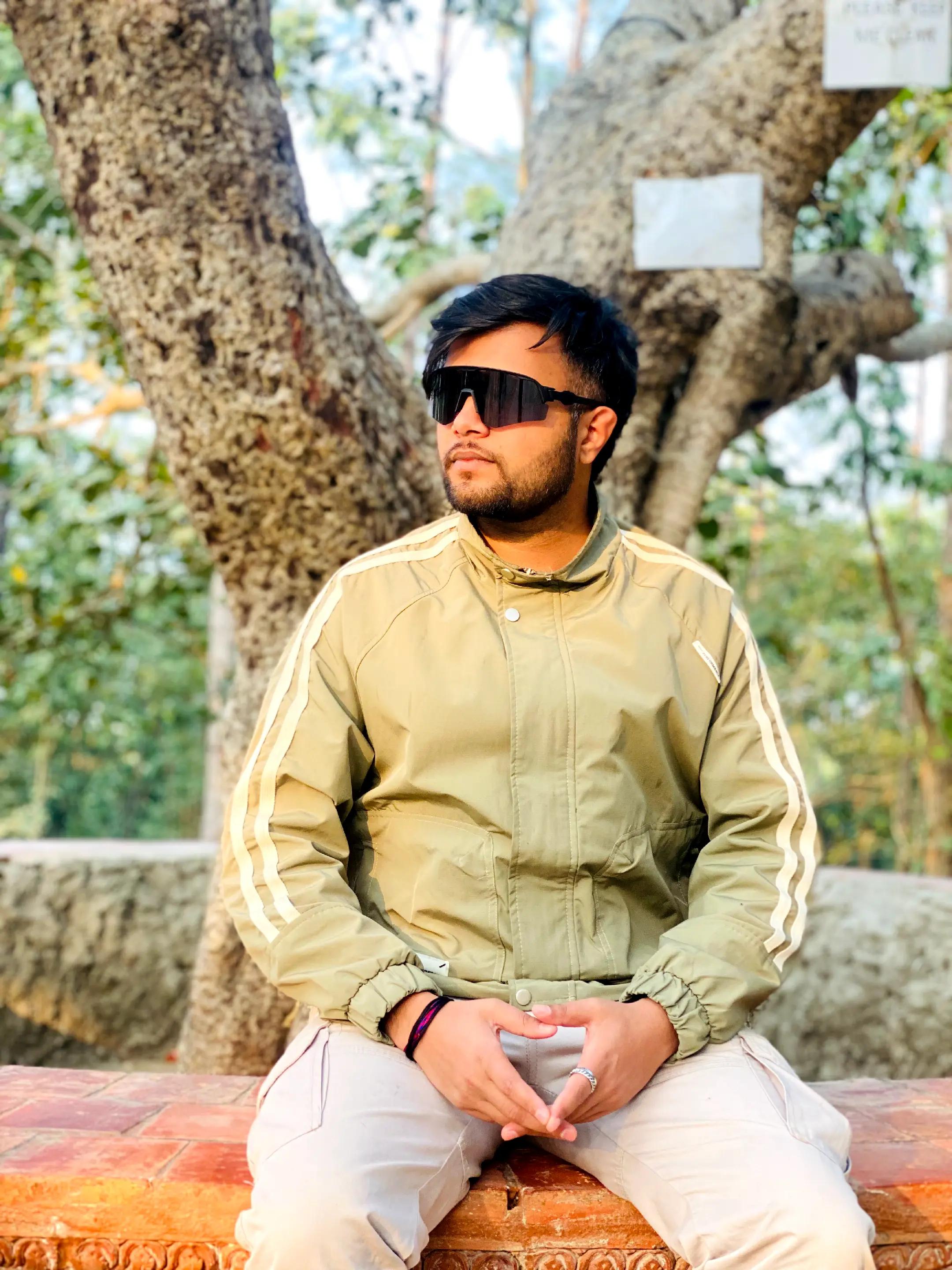 @️Er.Aashis Jaishi