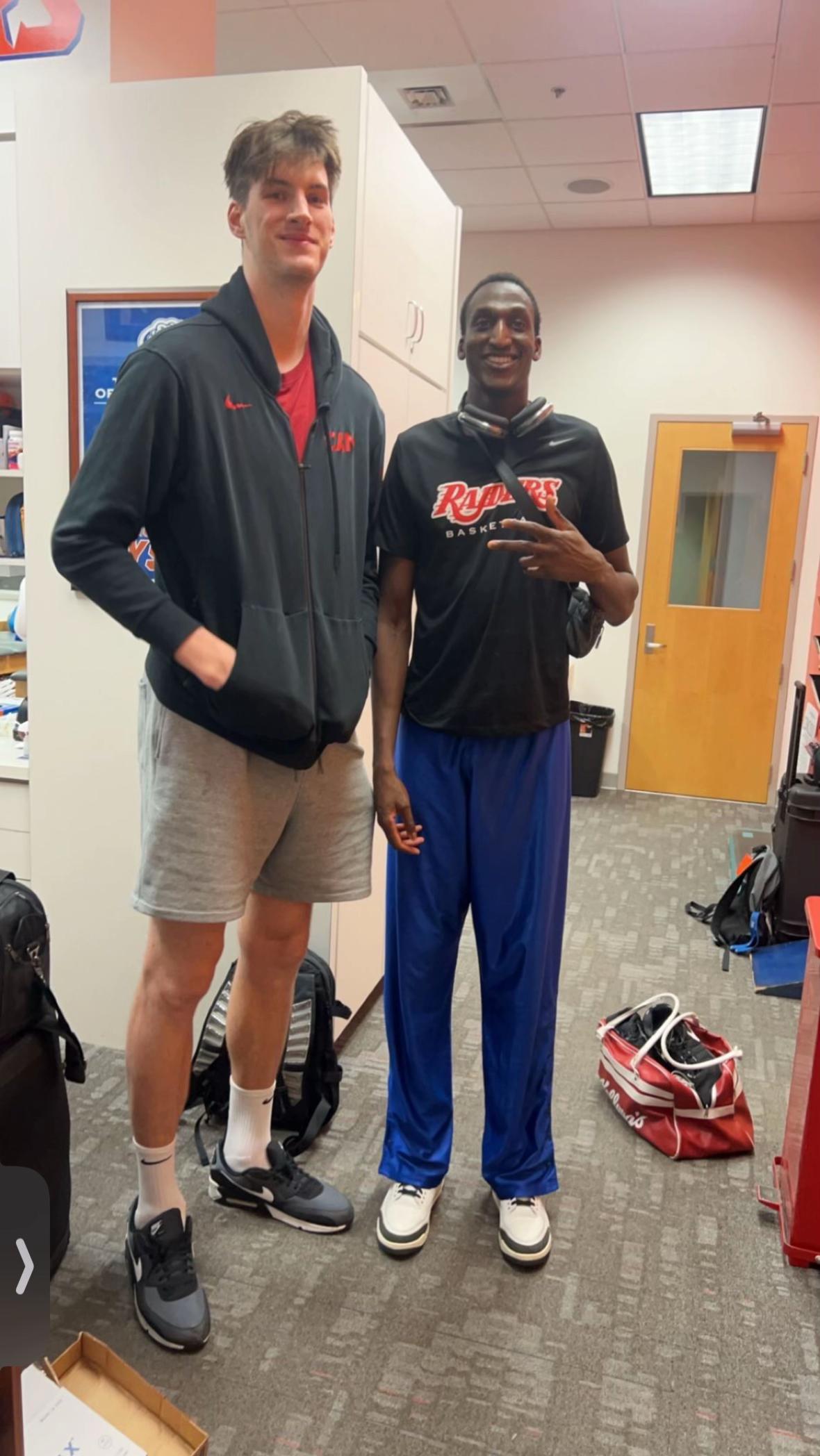 @Rupee7ft2baller