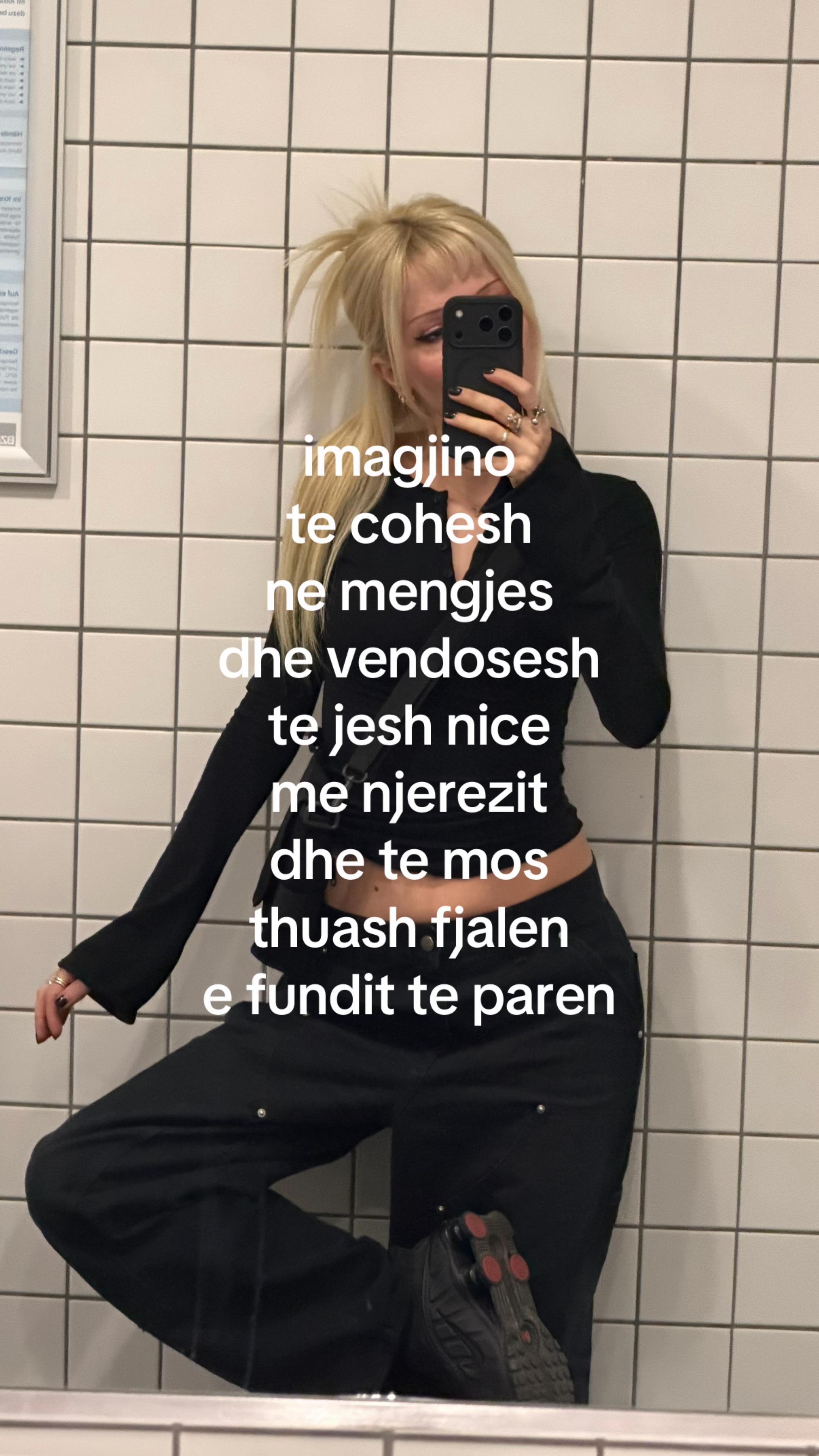 @Lalisa