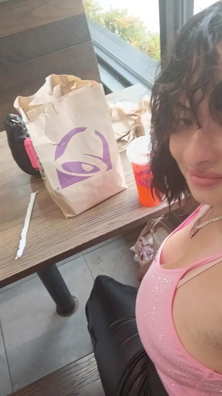 @kenishafineasf
