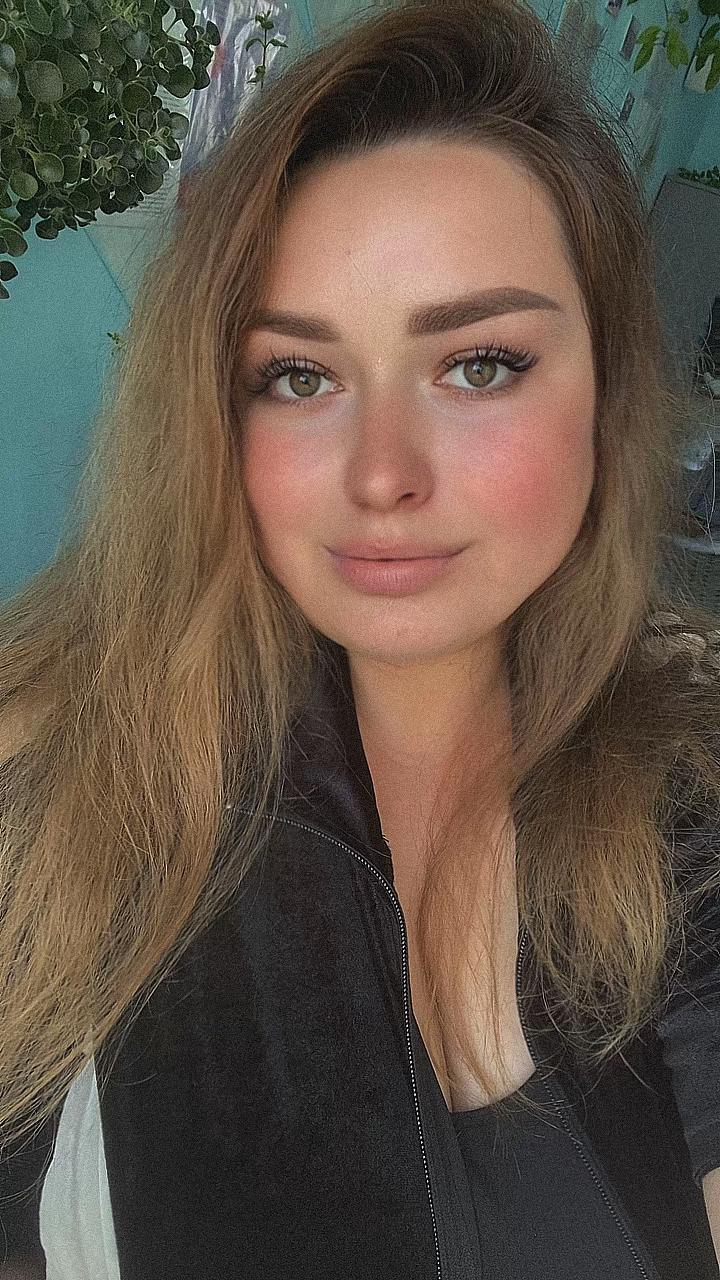 @Eseniya🖤
