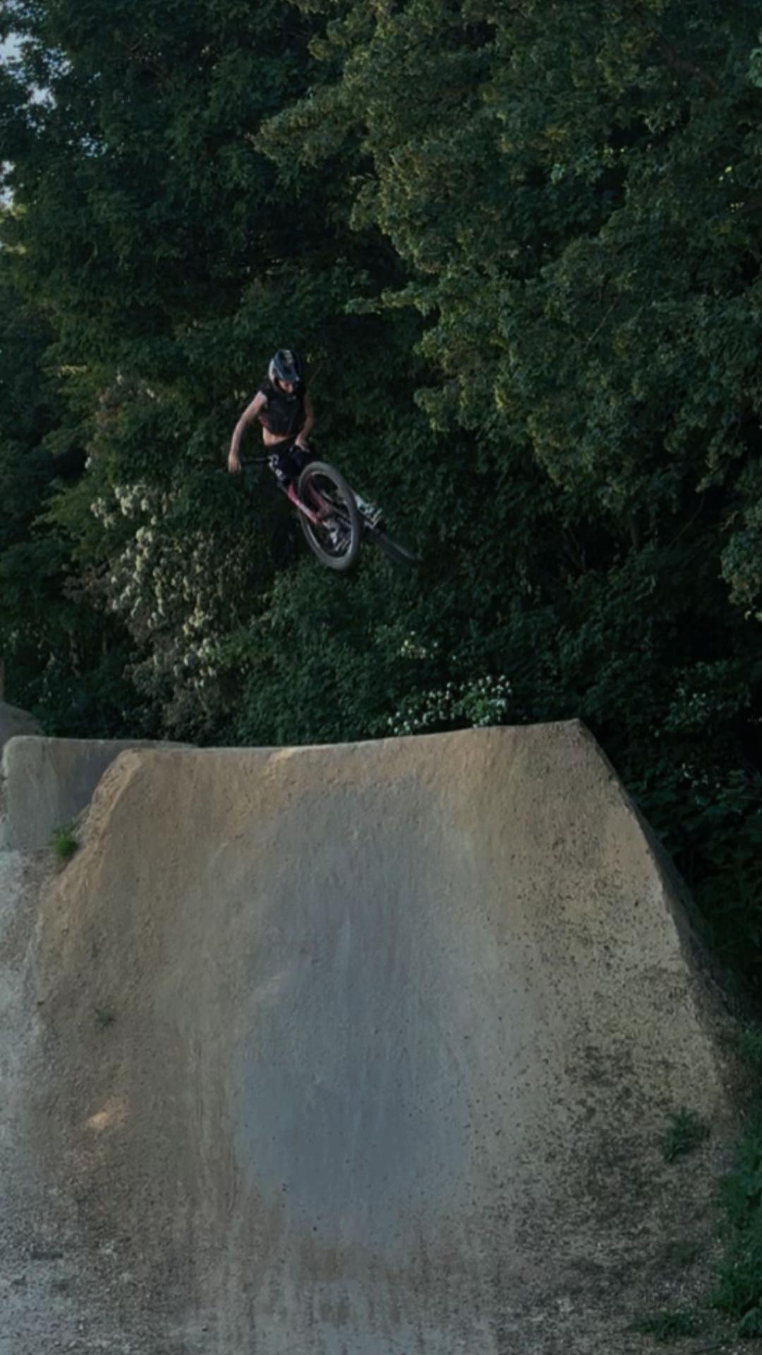@Steezy Steve 🚵🏴