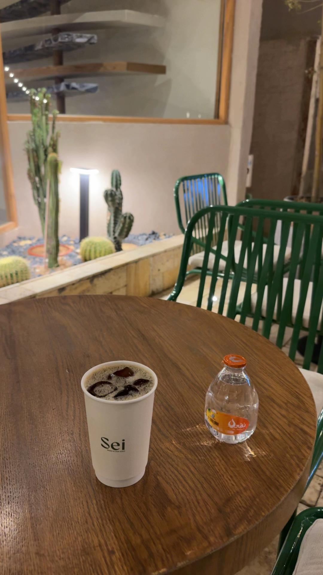 @تواق