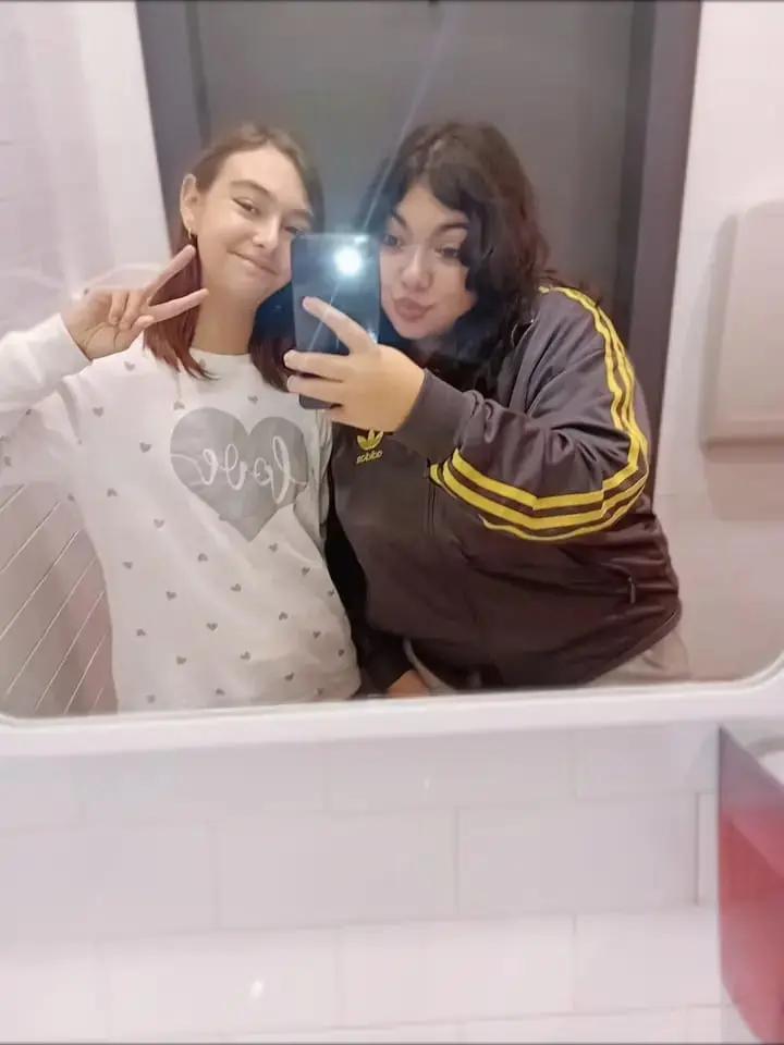 @𝔈𝔩𝔦𝔰𝔞𝔟𝔢𝔱𝔱𝔞💙💜