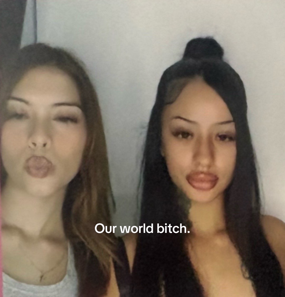 @𝑅 ✰