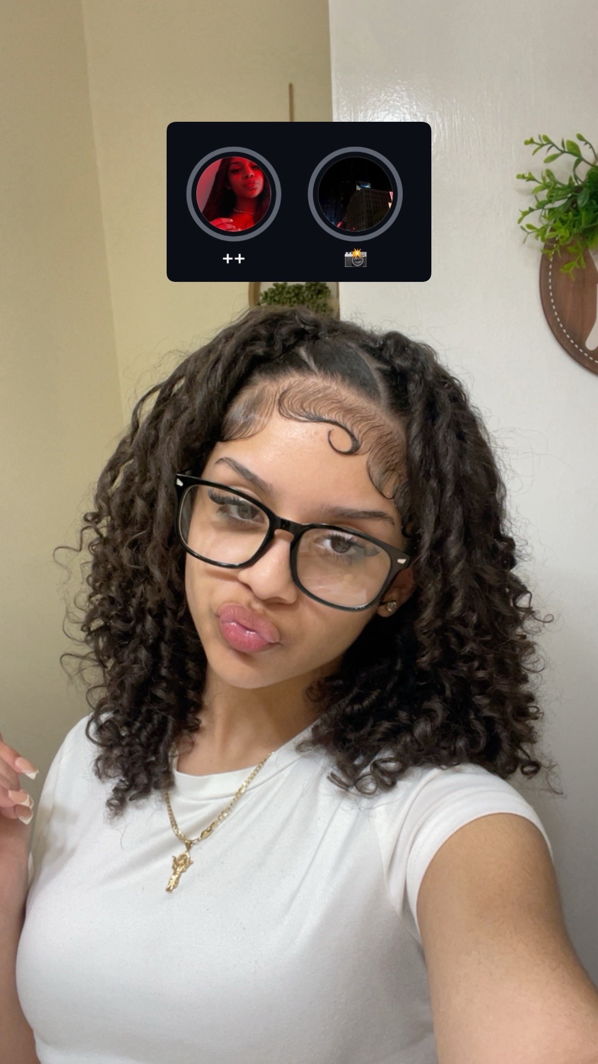 @⃟