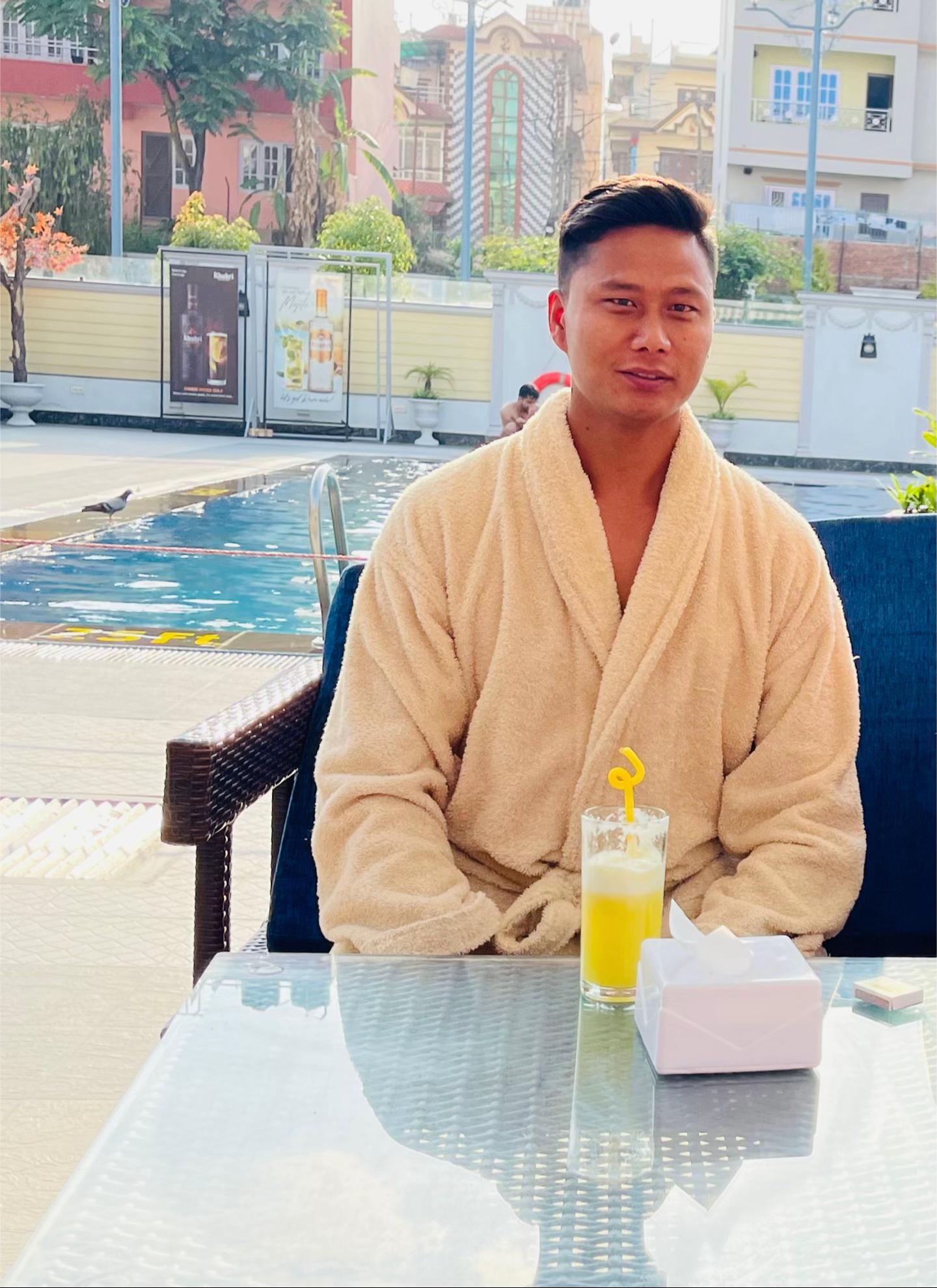 @Raaz gurung