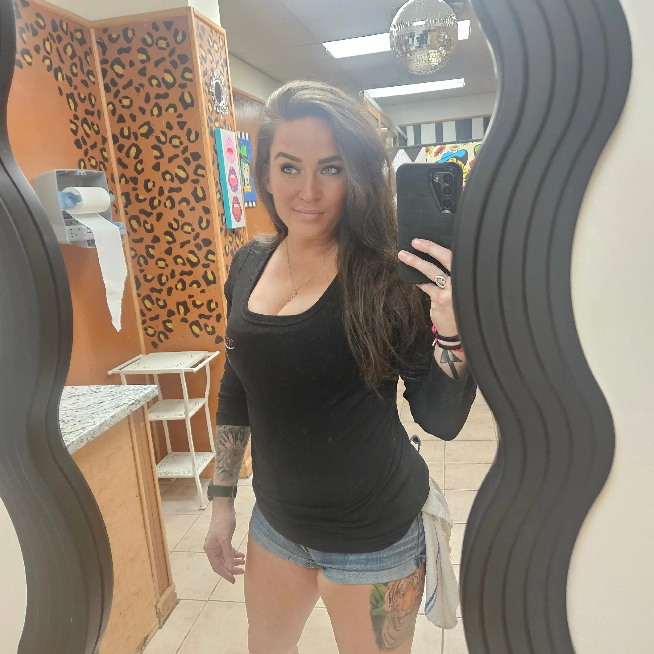 @Nikki