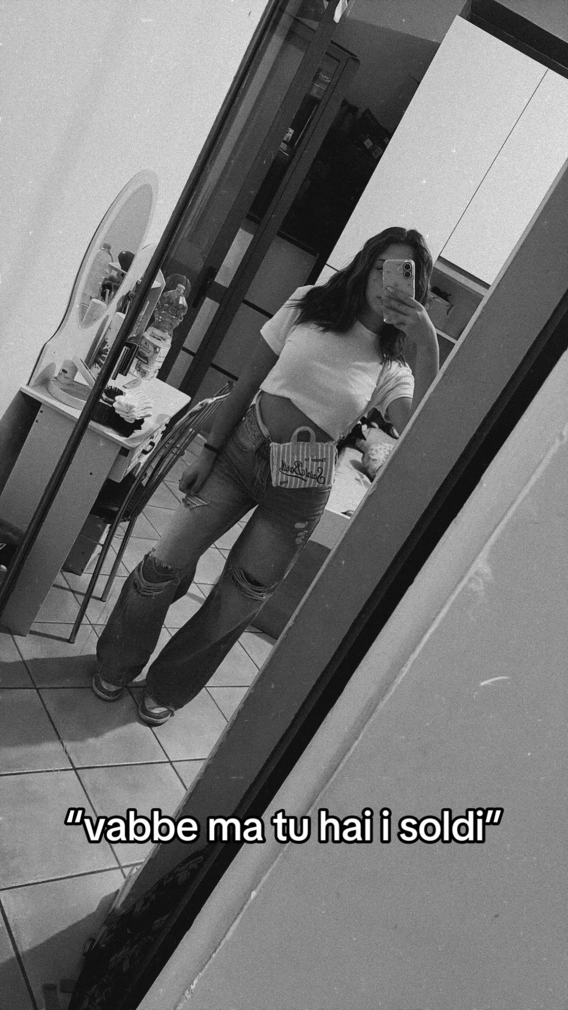@indiarella