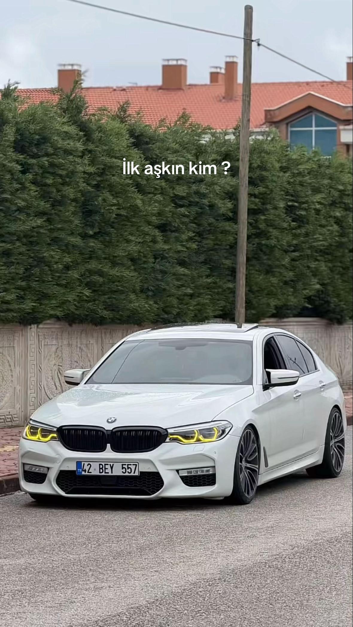 @42 BEY 557