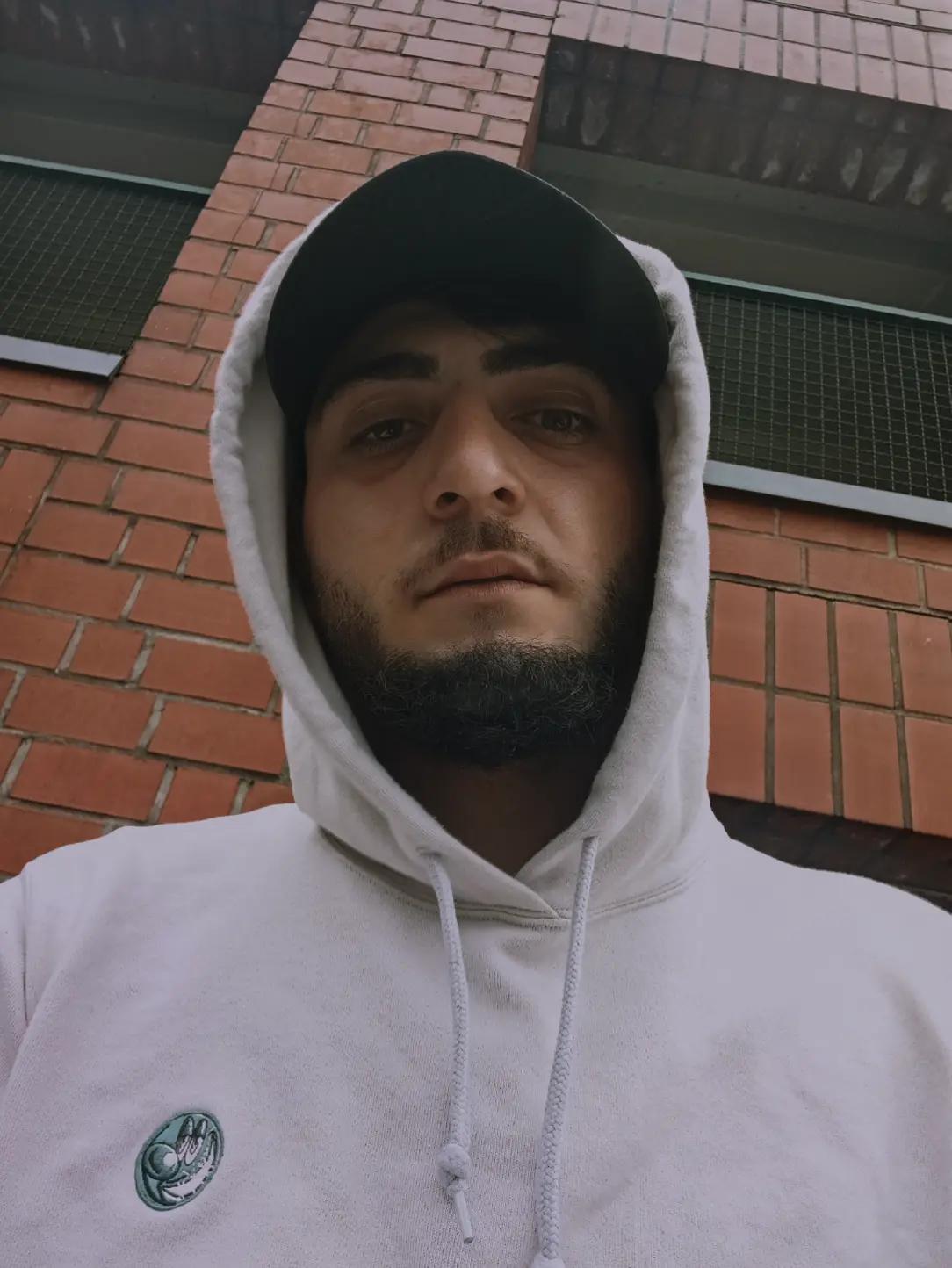 @🇦🇿📍🇩🇪