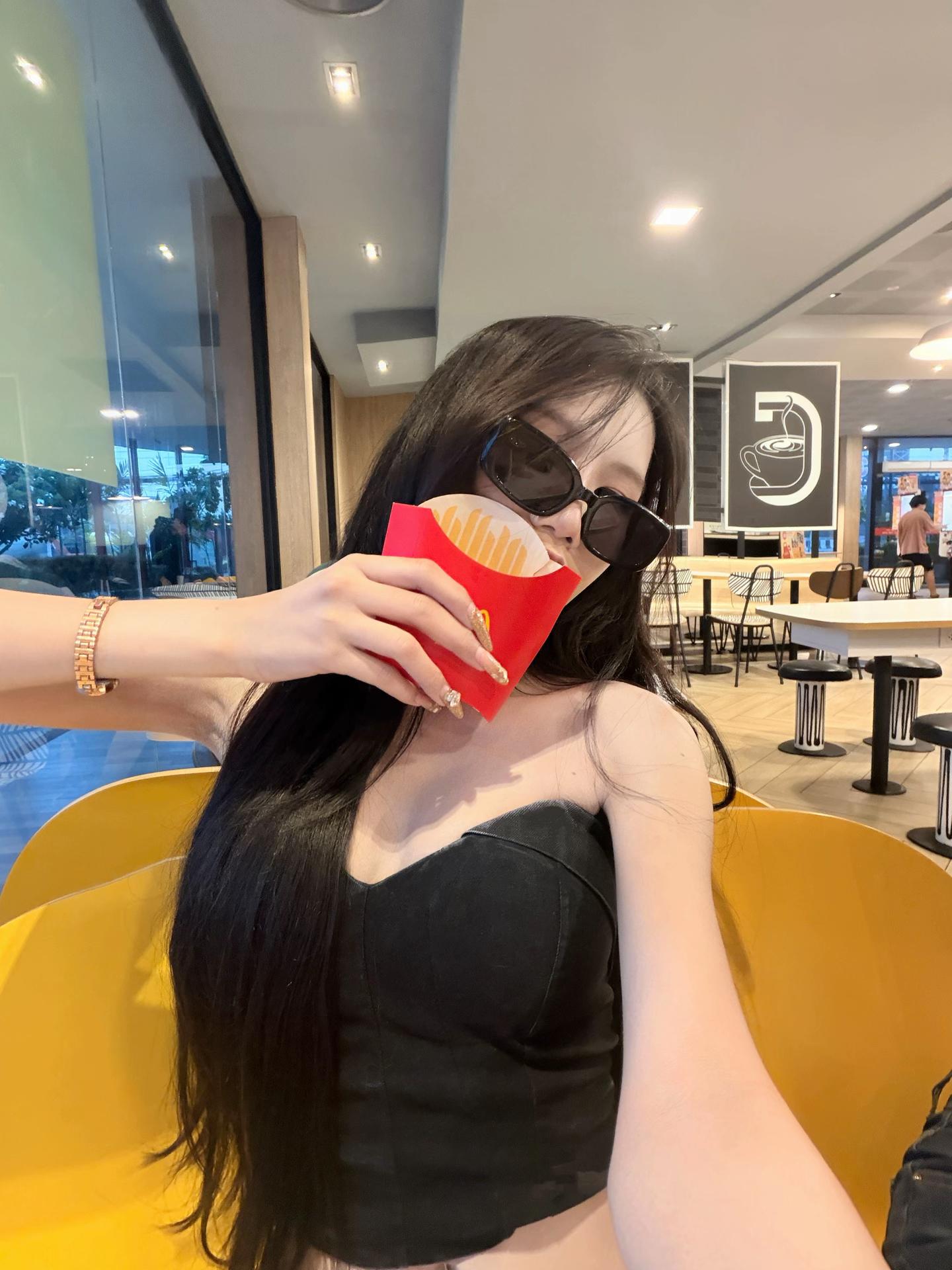 @บอแบม