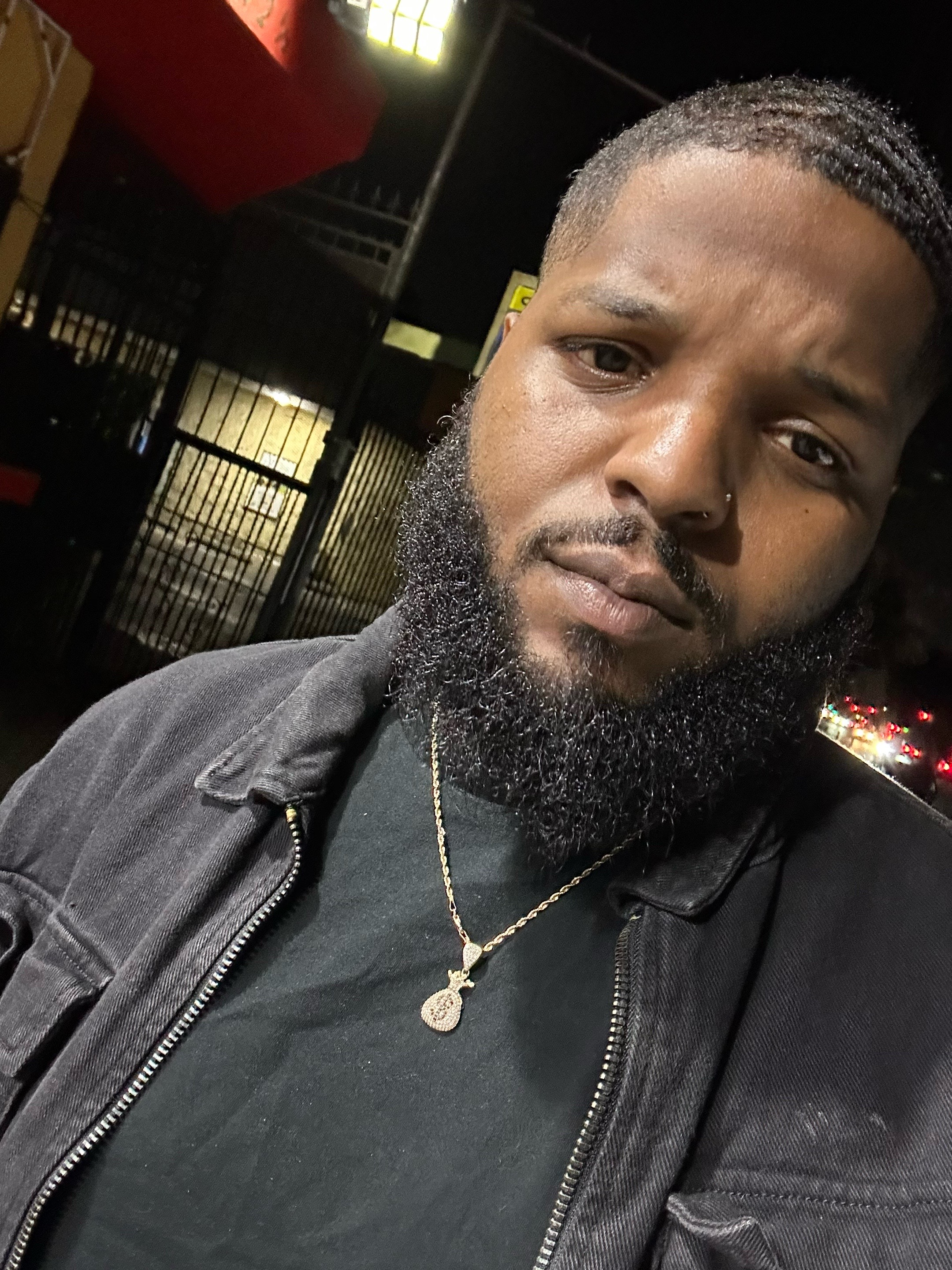 @Spazzzzzzz reacts