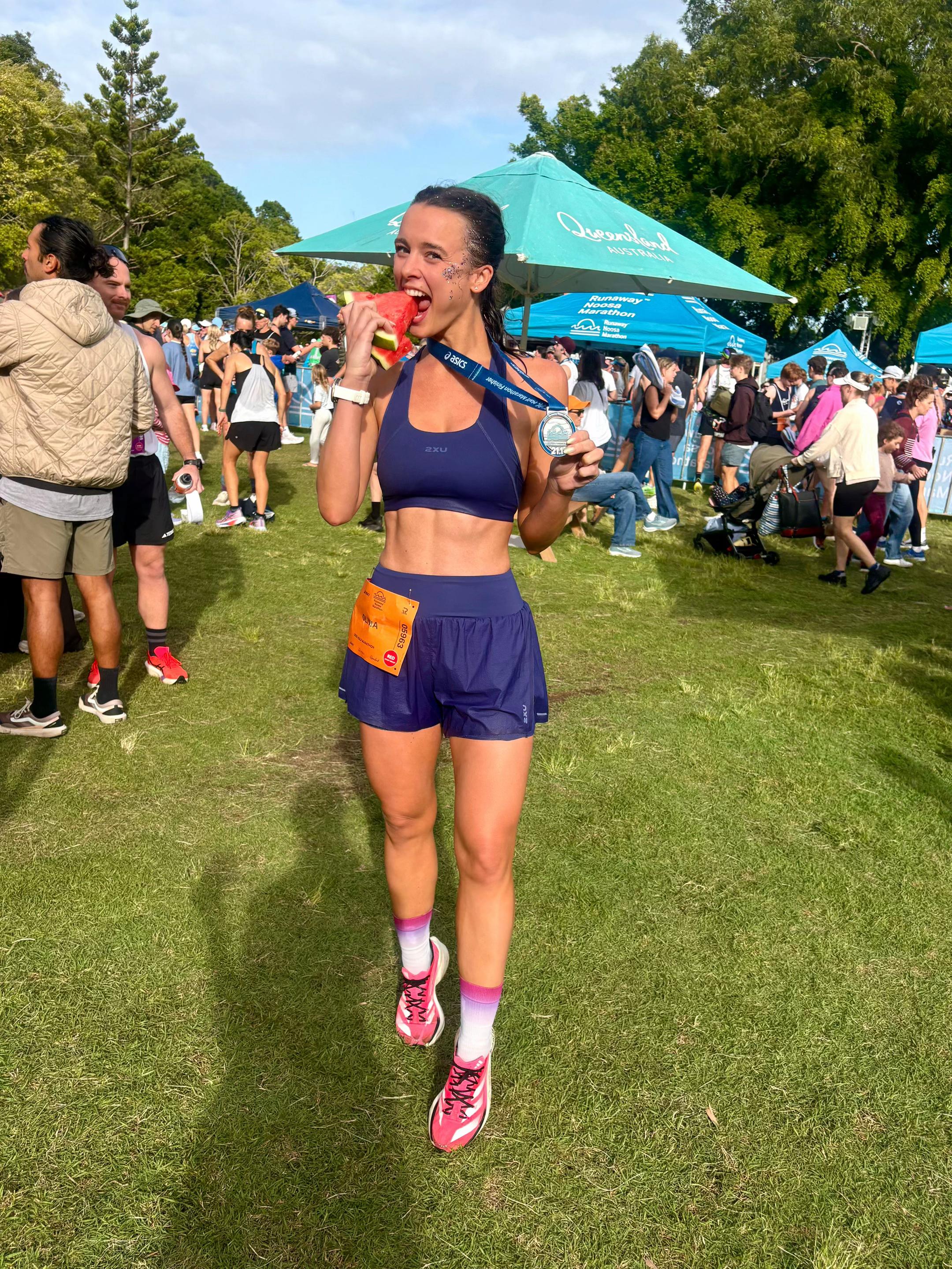 @olivia.eats.runs