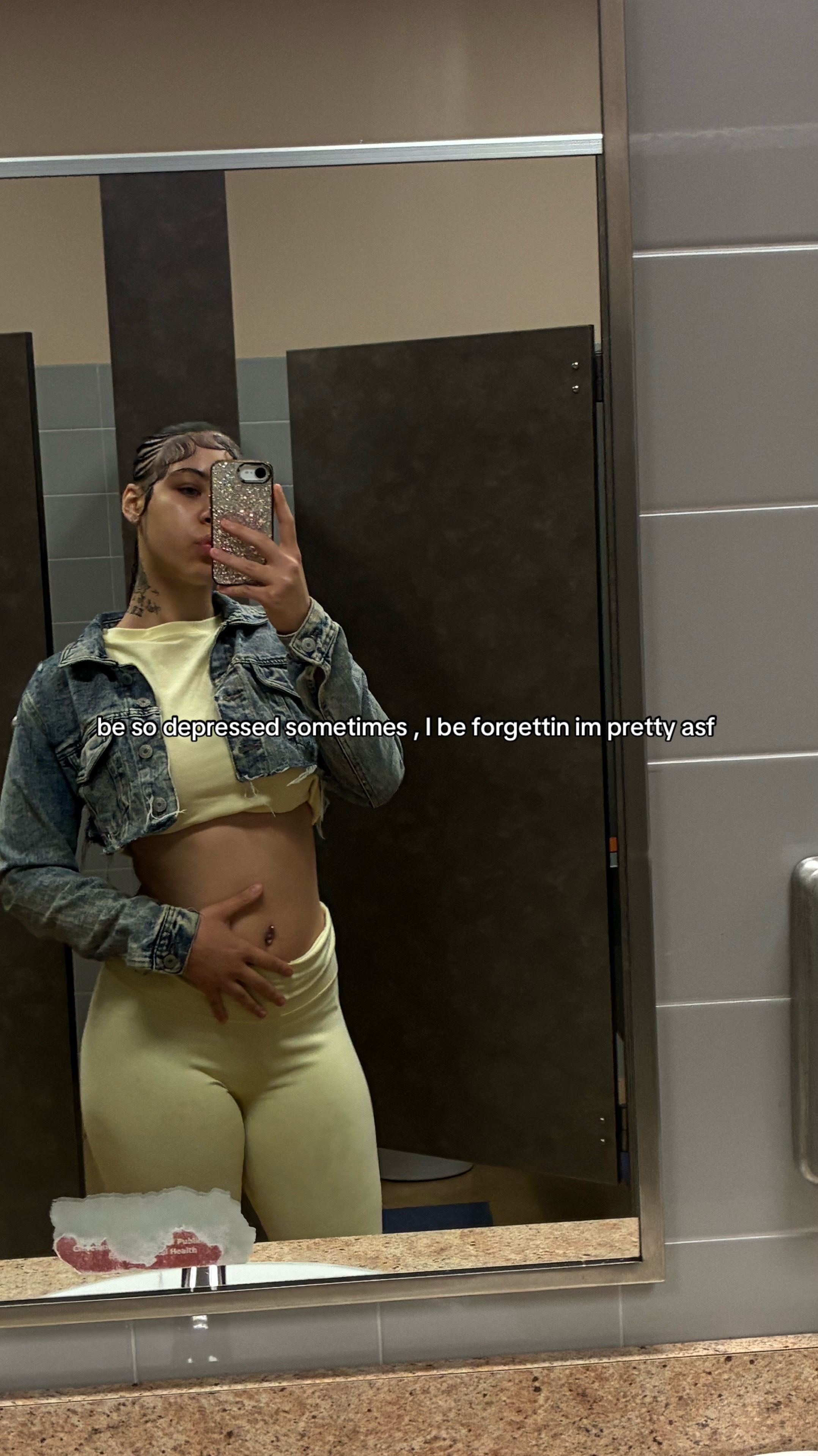 @✈︎
