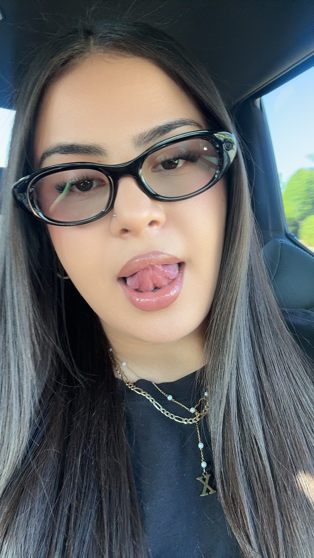 @x1m3na