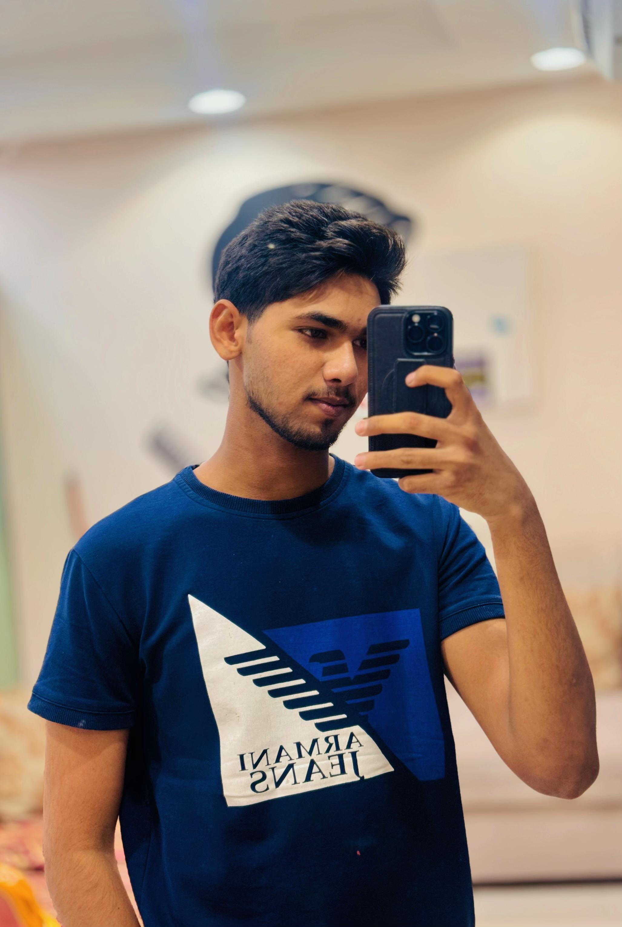 @🦅AKASH 🕊️