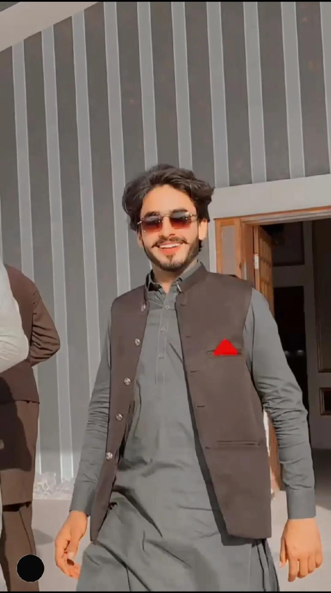 @عثمان ایوب خان نیازی 😎👑