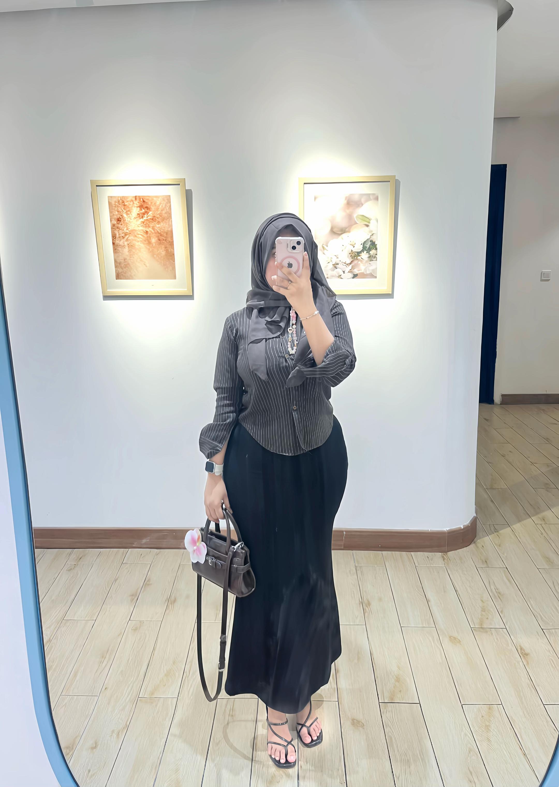 @Velisa