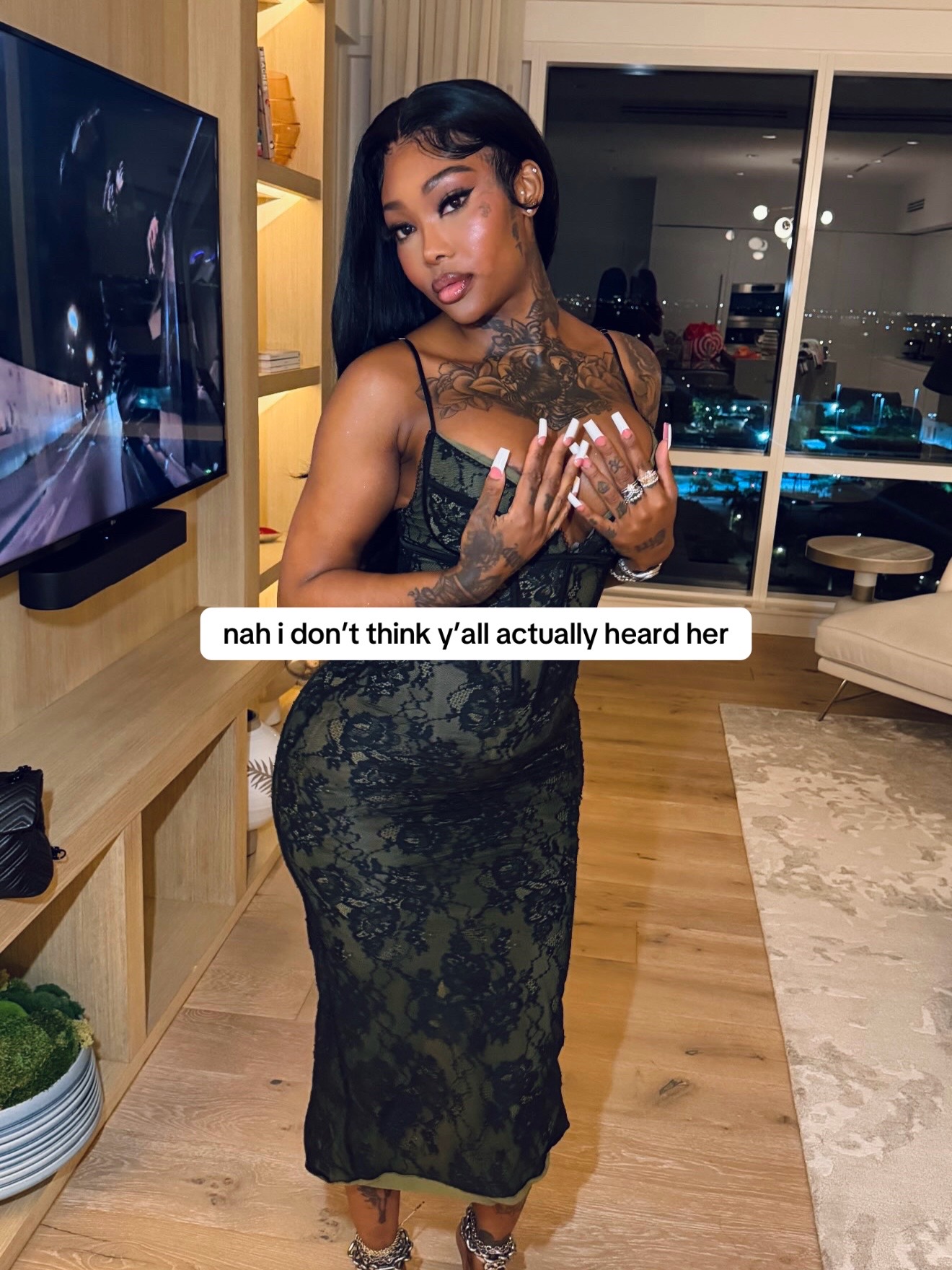 @Summer Walker Fan Page