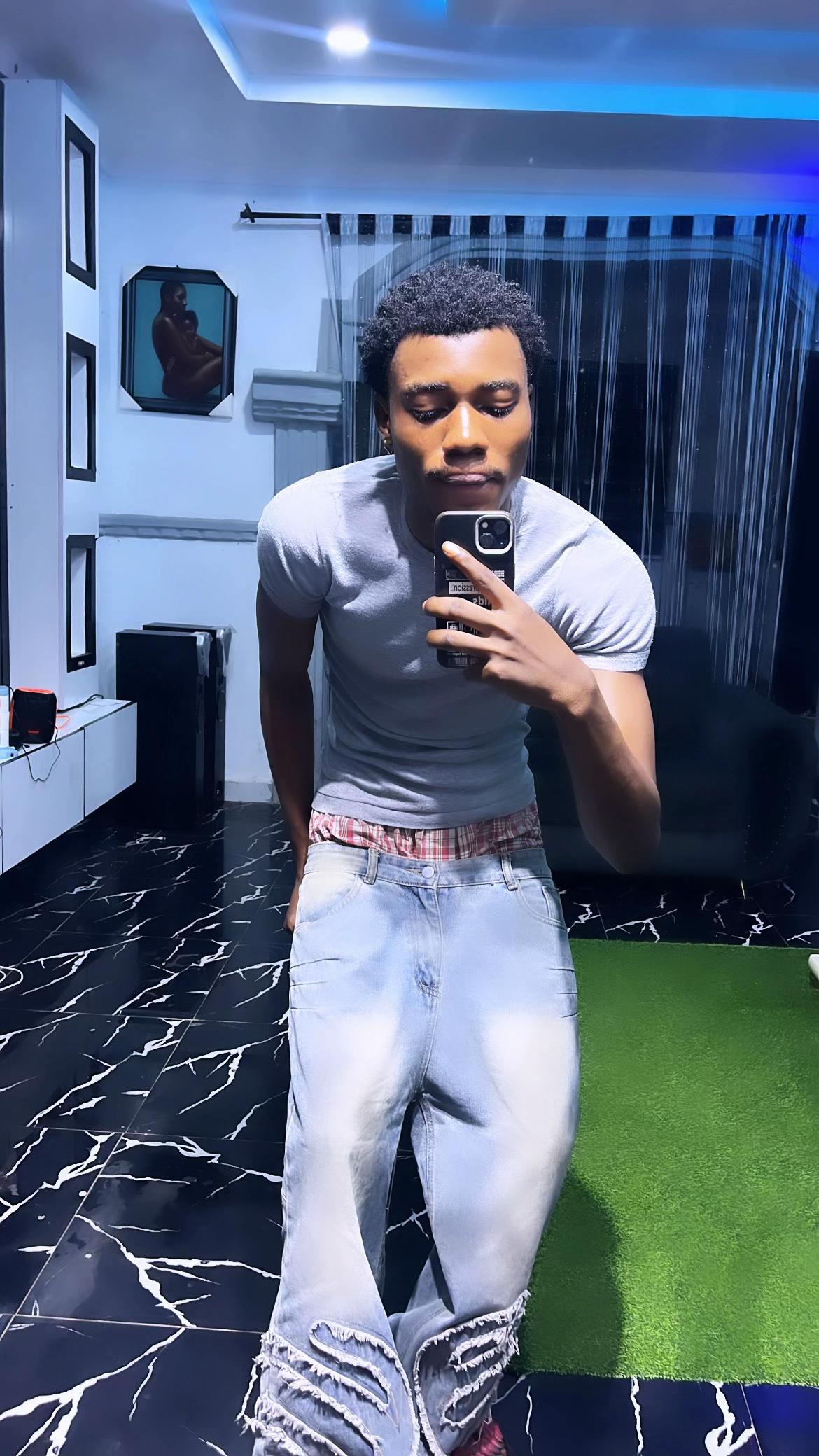 @Emoneyttp