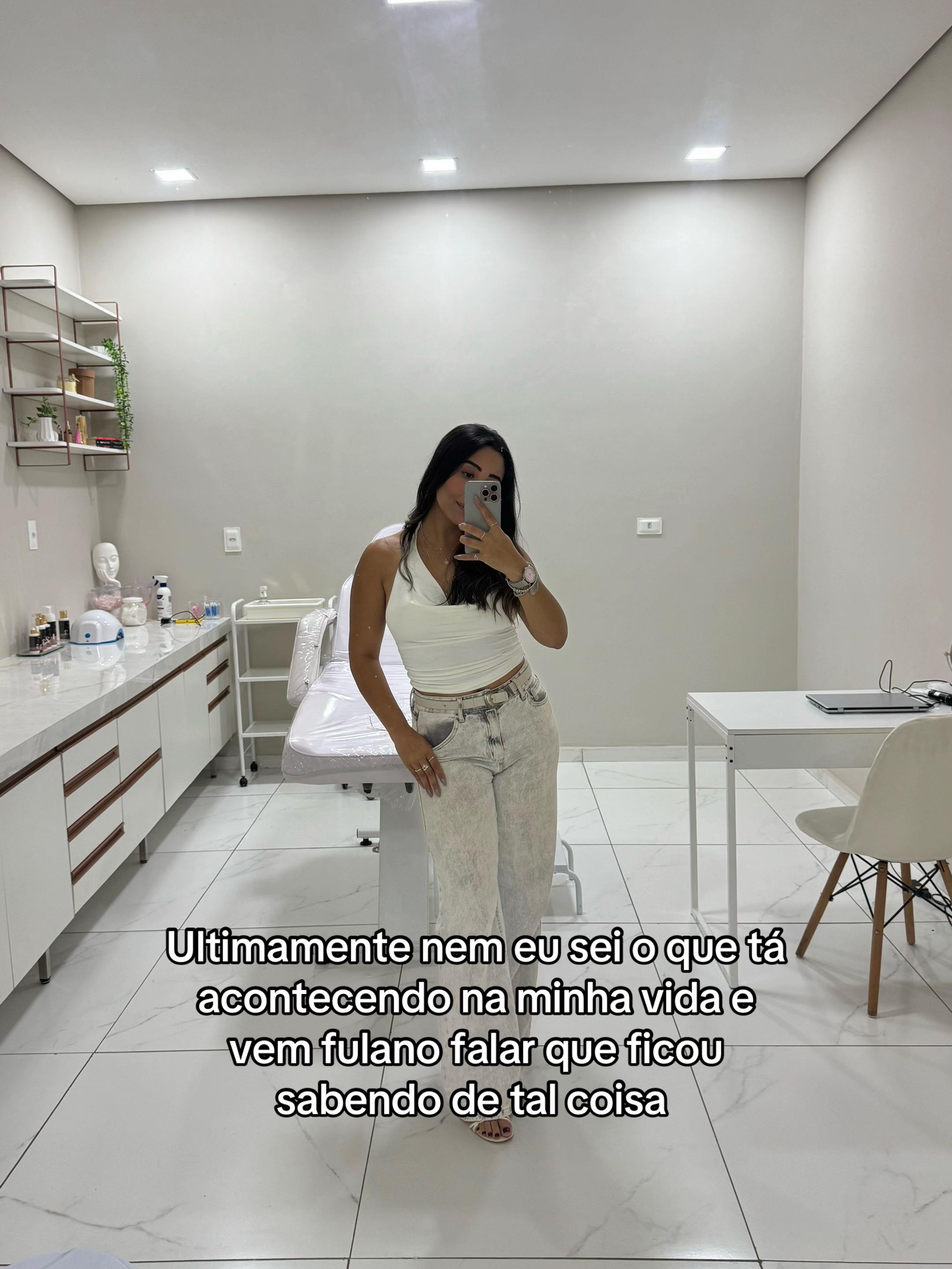 @Livia Fernandes