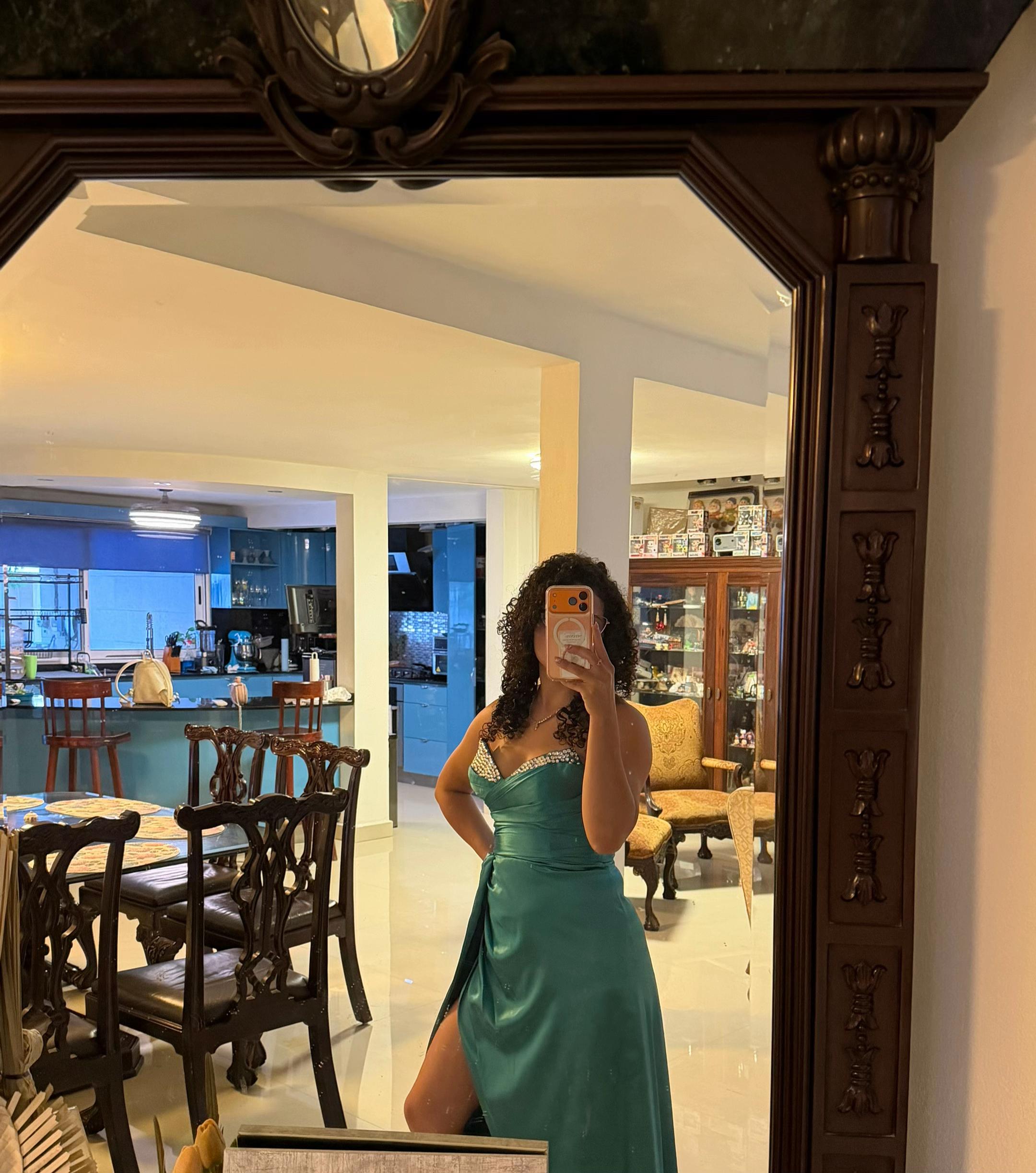 @Brigitte Alanis