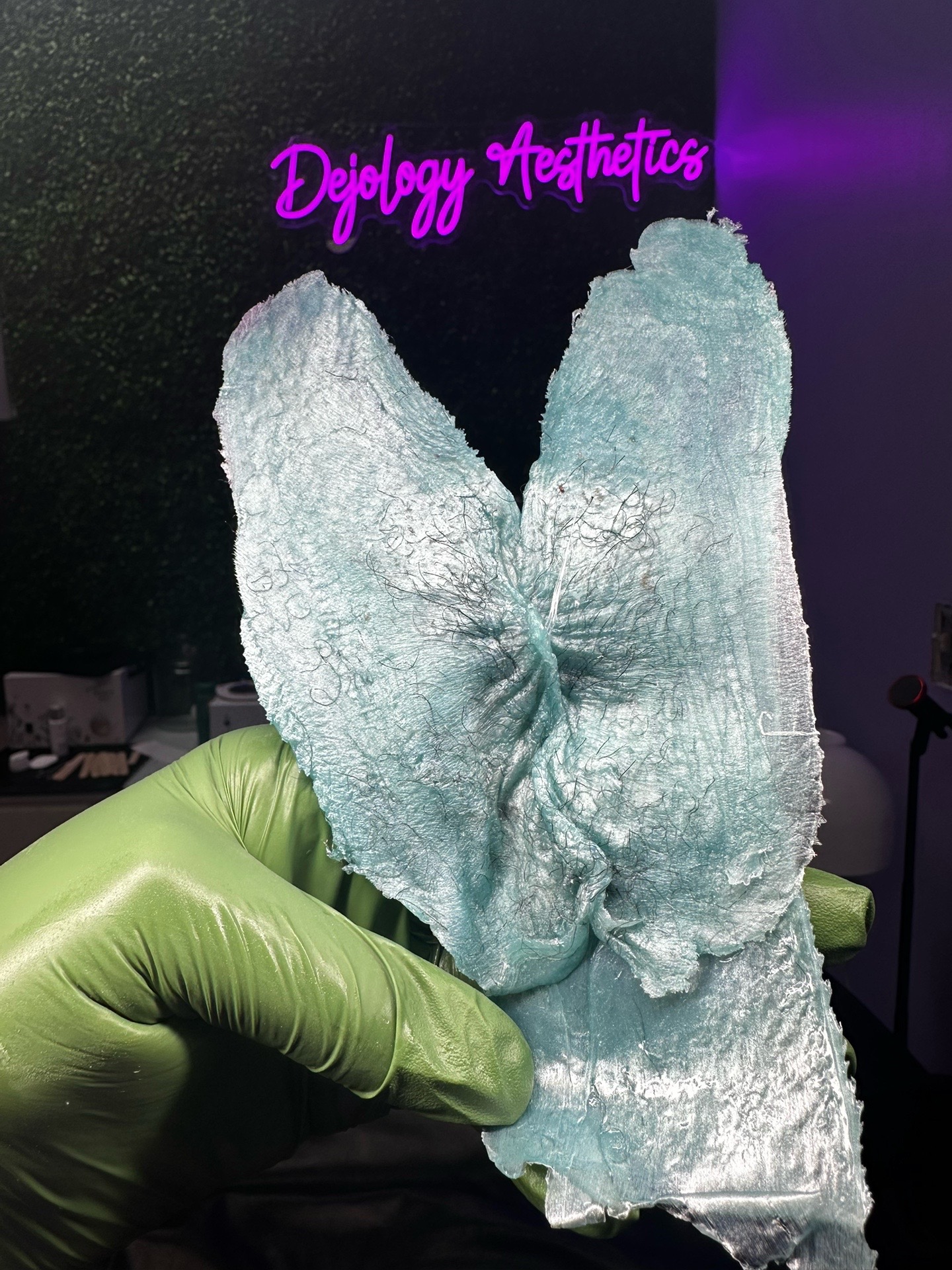 @Dej | The Waxer