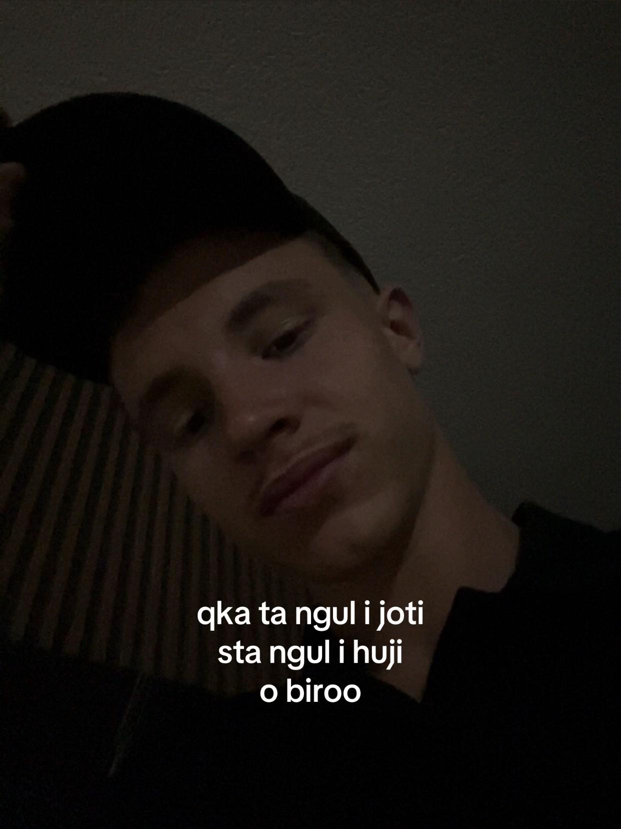 @ᶠˡʸʷⁱᵗʰˣʰᵉᵐᵃ🐝