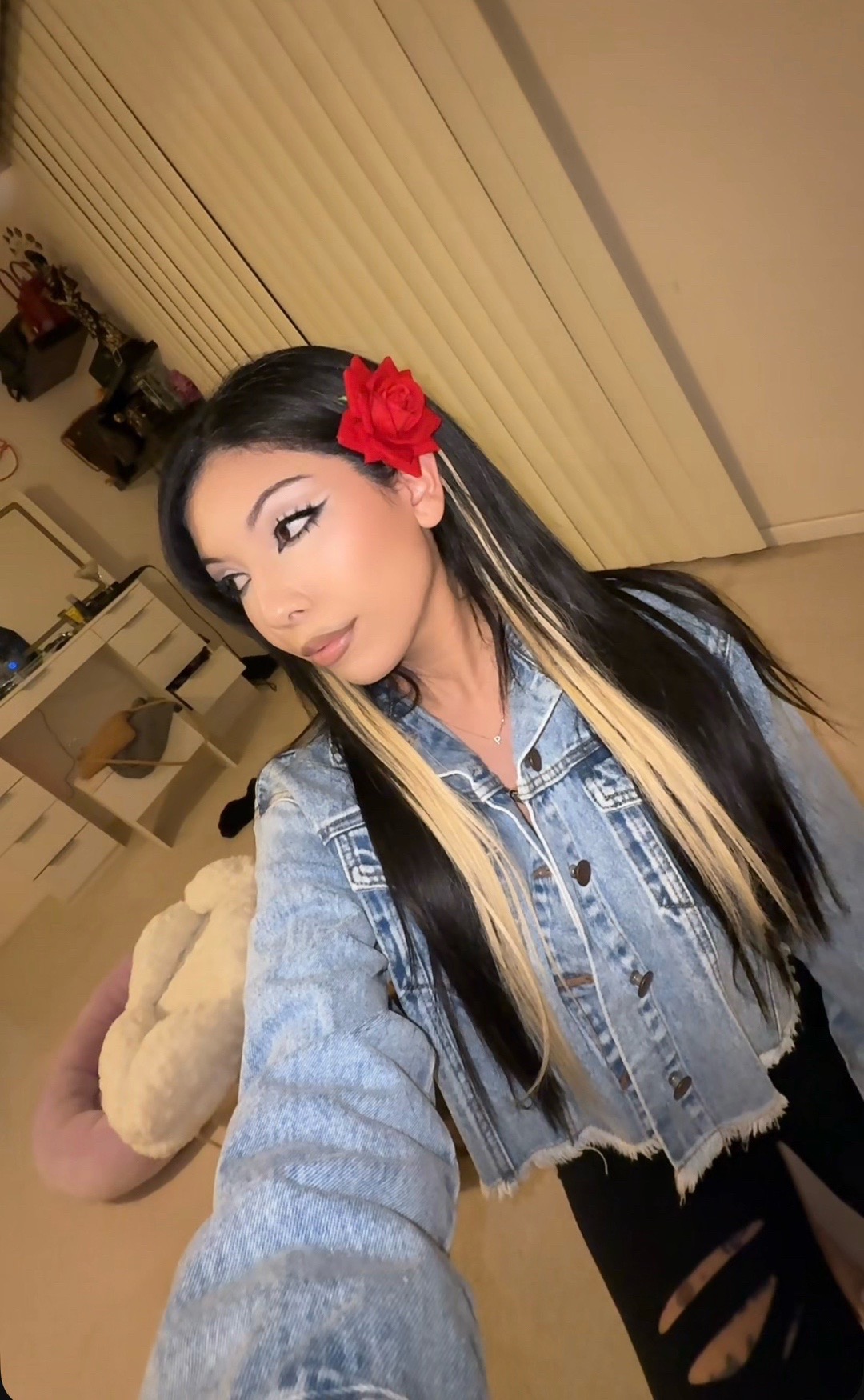 @Desirey 🖤
