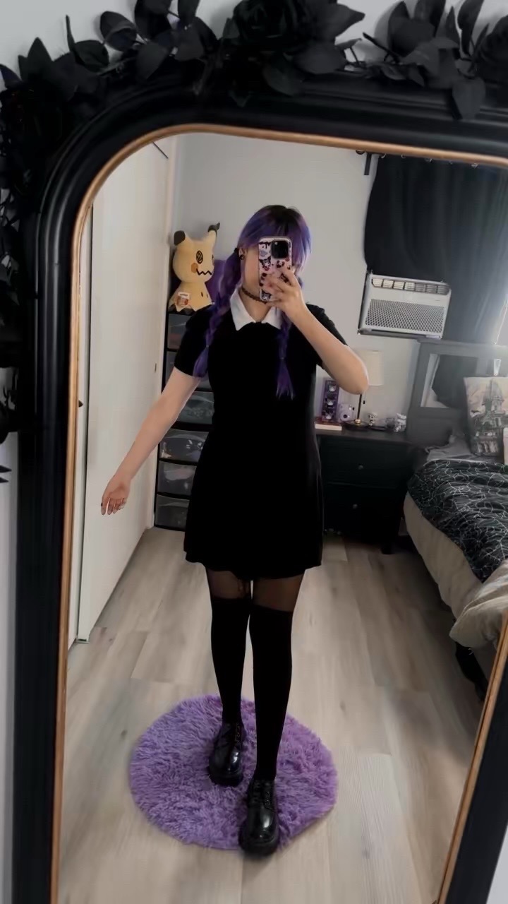 @creepyplum