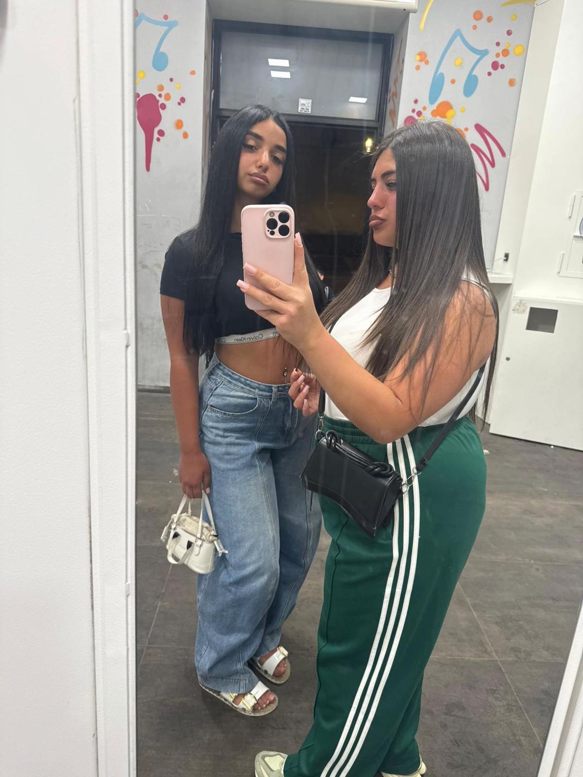 @user45129175__