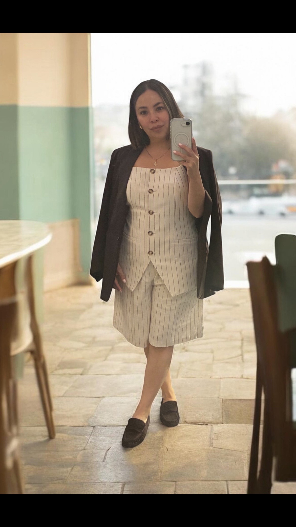 @AnnaChavolla