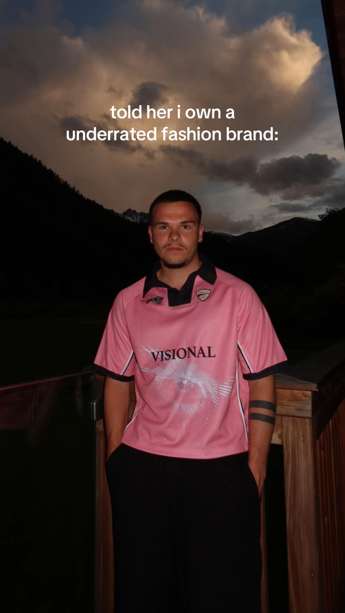 @visional_clothing