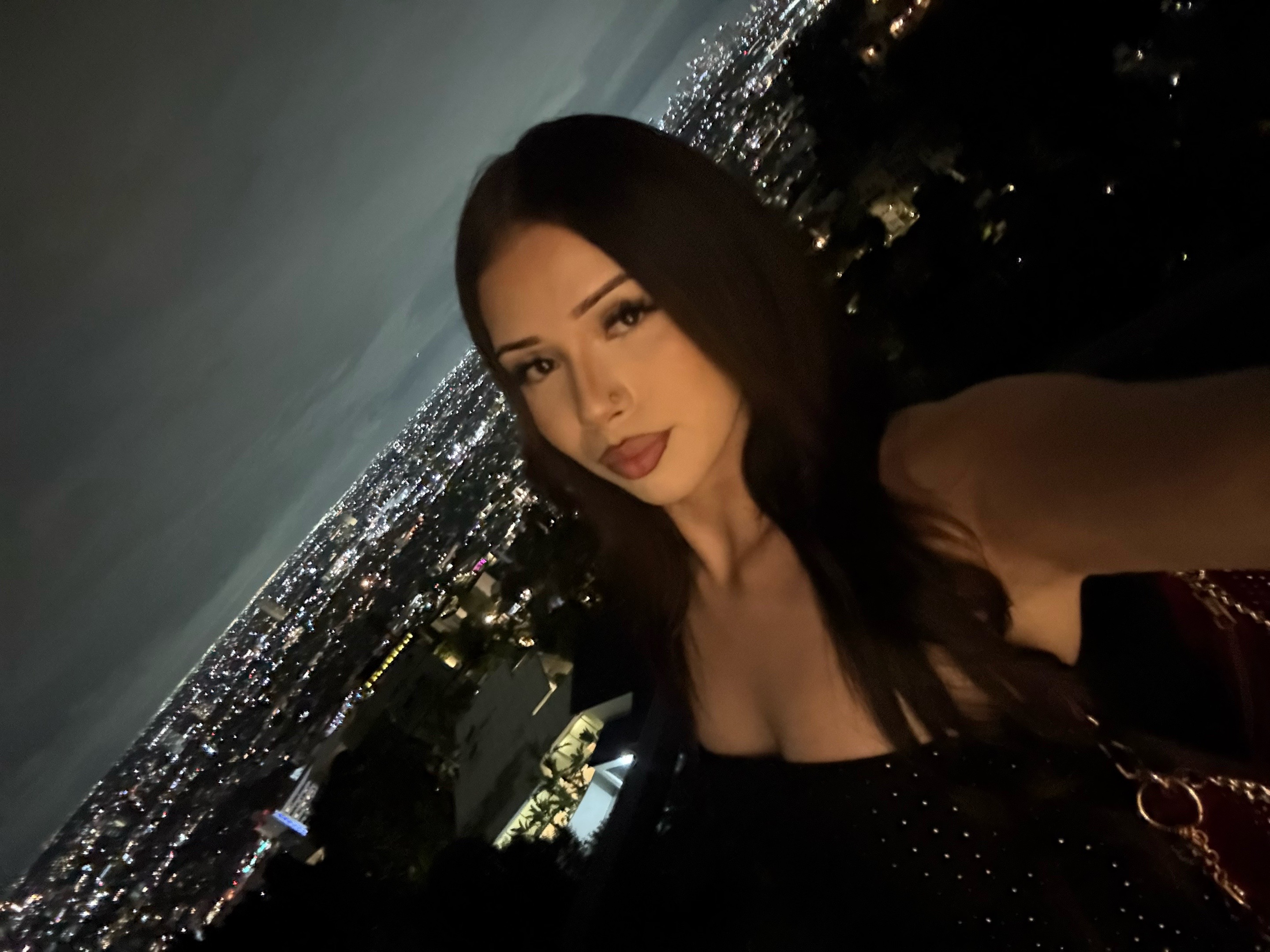 @Halyanna__
