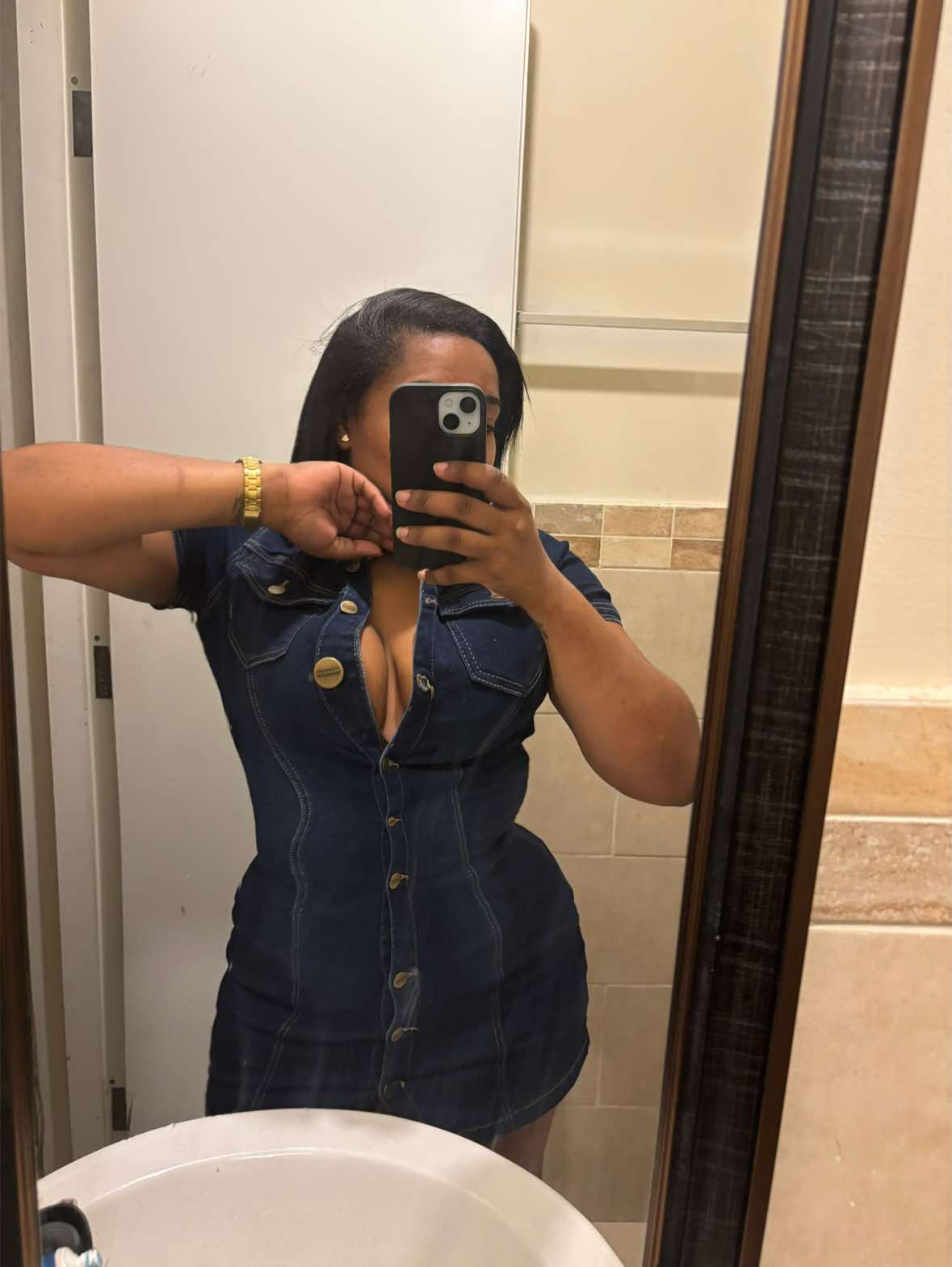 @hillary09128