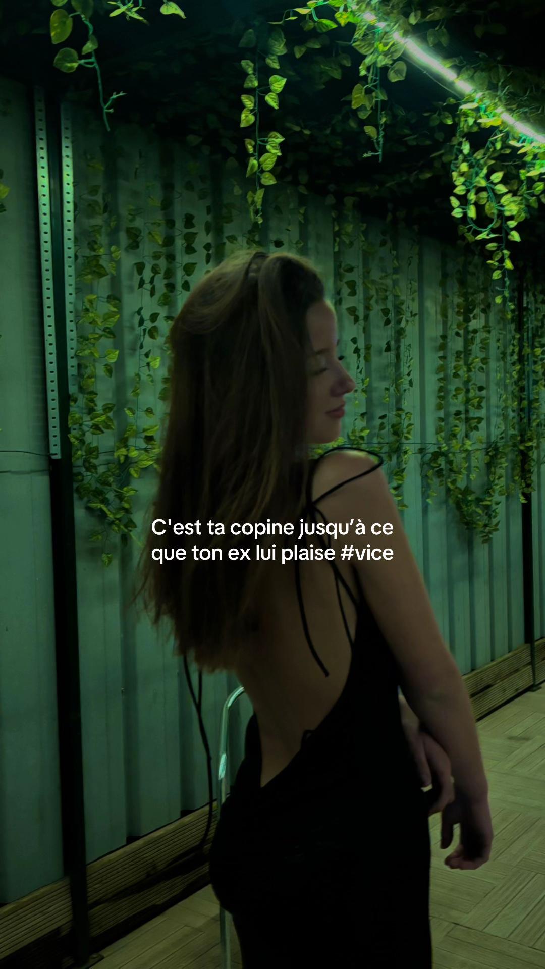 @𝑦𝑢𝑛𝑎